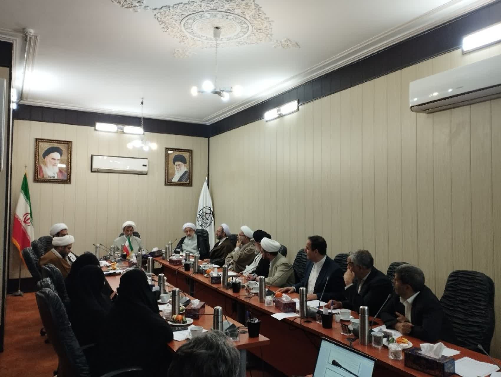 برگزاری جلسه بررسی اساسنامه بنیاد بین المللی کربلایی کاظم ساروقی در مجمع شورای تخصصی حوزوی شورای عالی انقلاب فرهنگی