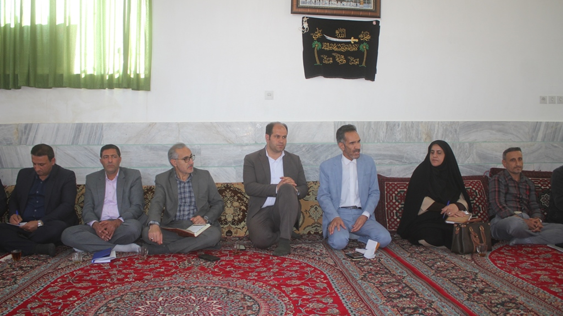 نشست بررسی مسائل و مشکلات روستای نازی شهرستان خمین برگزار شد