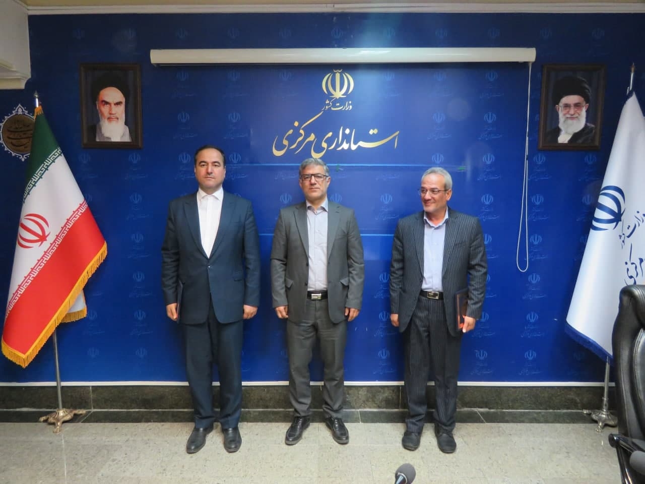 📌برگزاری مراسم آئین تکریم و معارفه سرپرست دفتر امور سیاسی، انتخابات و تقسیمات کشوری استانداری