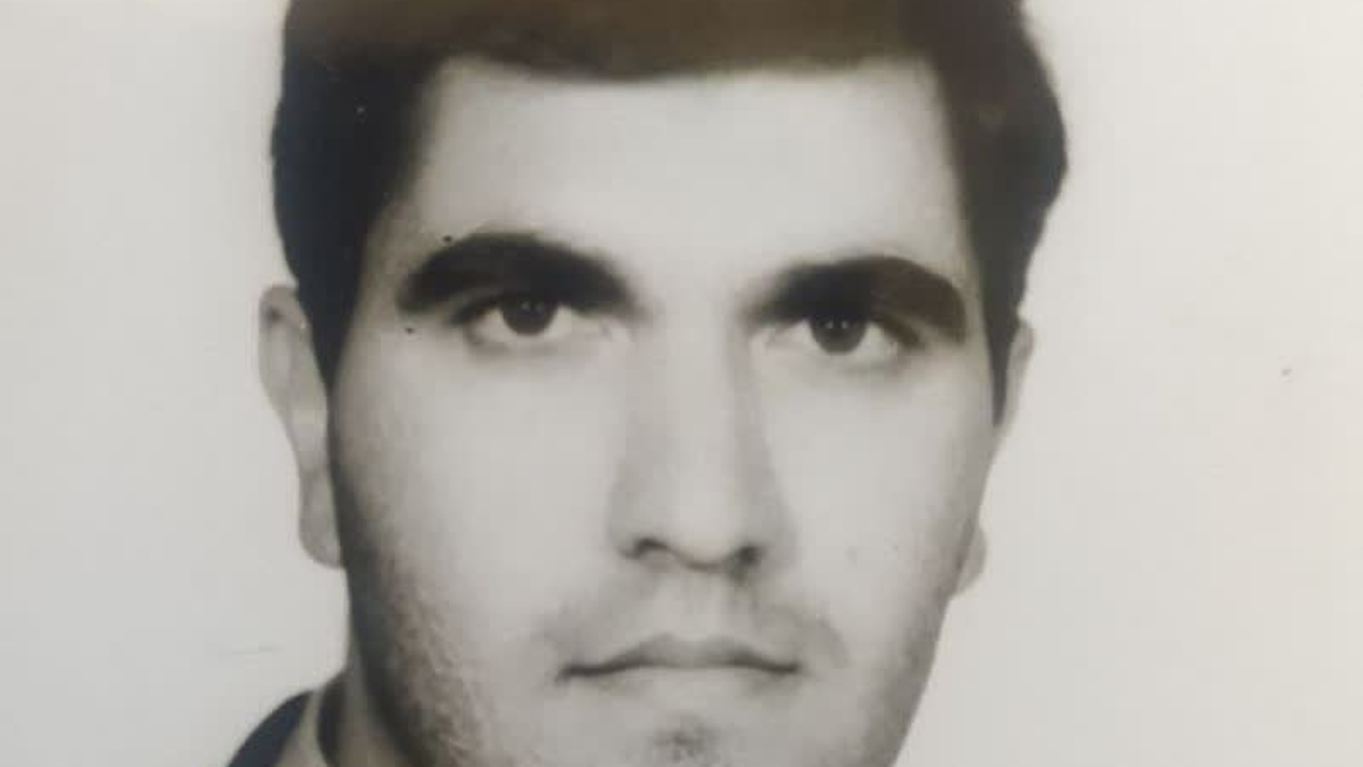 🔹در این آئین و بر اساس حکم صادر شده توسط استاندار مرکزی، علیرضا ملک‌ جانی به‌عنوان سرپرست دفتر مدیریت عملکرد، بازرسی و امور حقوقی و ارتباطات مردمی استانداری مرکزی معرفی شدند.🔹همچنین با اهدای لوحی از سوی دکتر مهدی زندیه‌وکیلی از زحمات محمدجواد معصومی در طی دوره تصدی مسئولیت قدردانی شد.