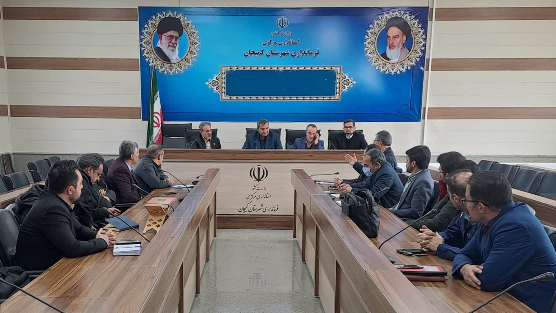 جلسه بررسی و مشکلات ناحیه صنعتی میلاجرد