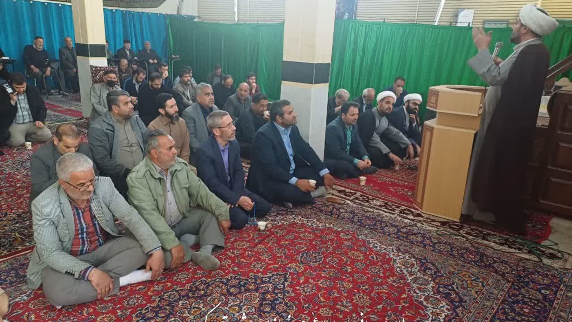 🔻 تجمع مردم و مسئولین شهرستان کمیجان در محکومیت جنایات رژیم کودک‌کش صهیونستی در مسجد امام رضا (ع) شهر کمیجان