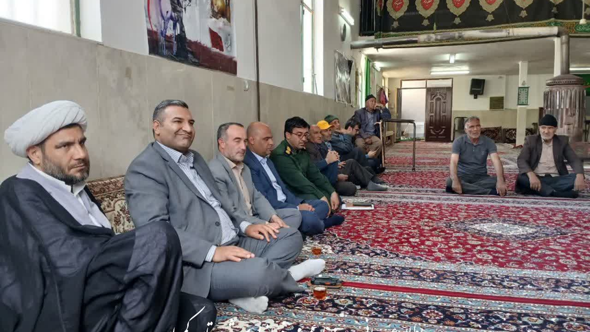 برگزاری جلسه بررسی مشکلات آب شرب روستای خاتم آباد