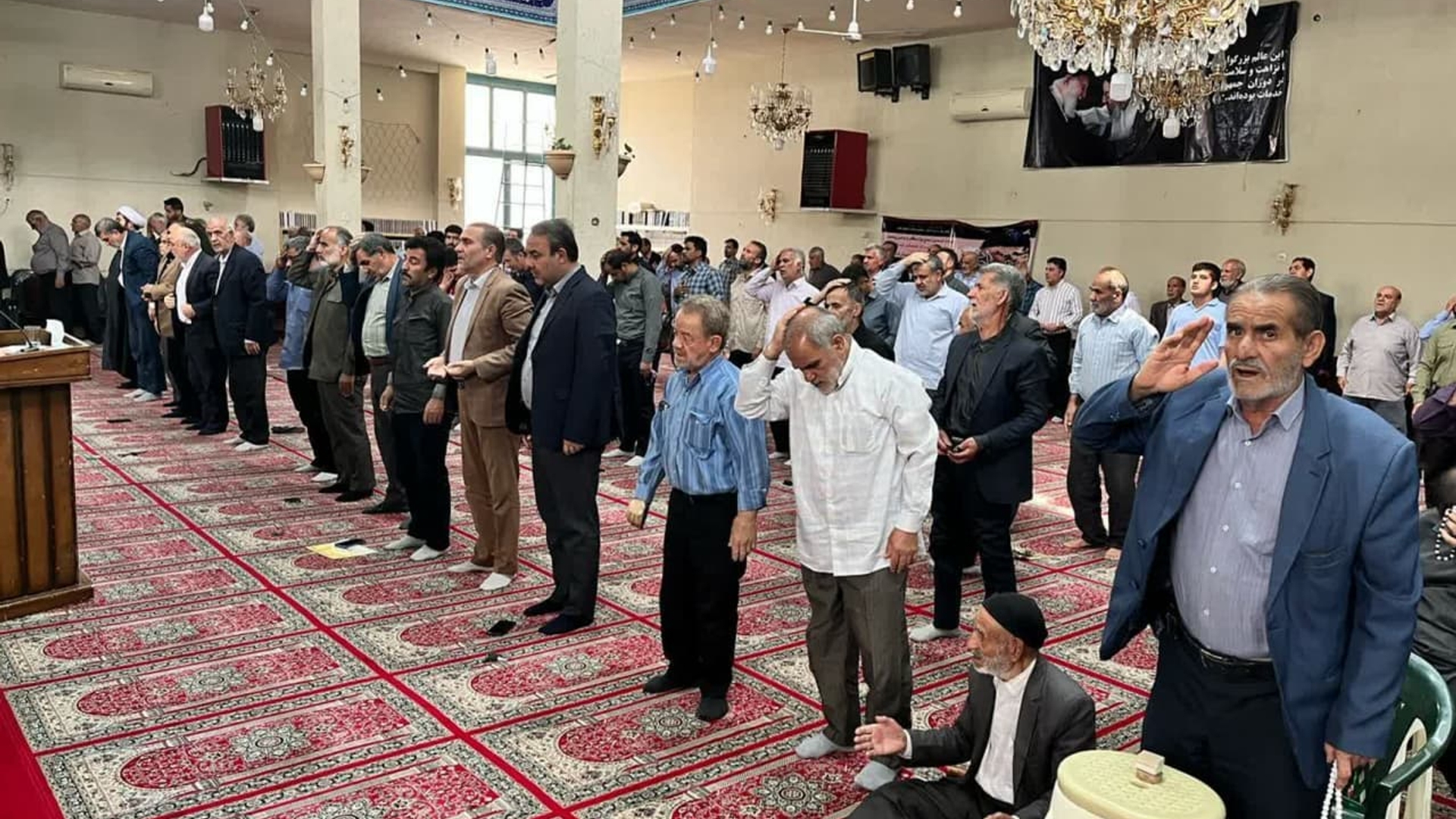 حضور فرماندار در نماز جمعه بخش زاویه