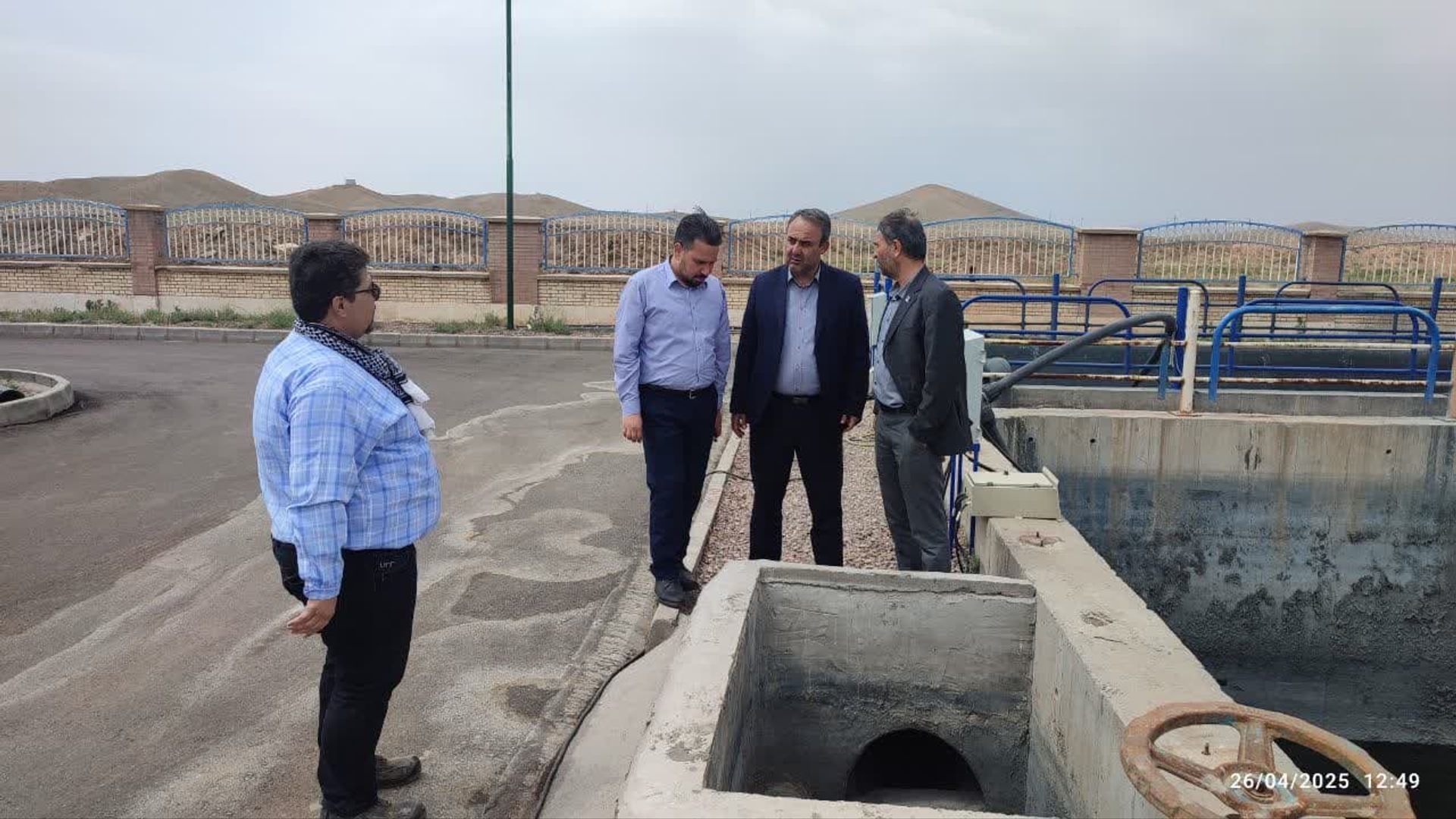 بازدید فرماندار  از تصفیه خانه فاضلاب شهرک صنعتی مامونیه