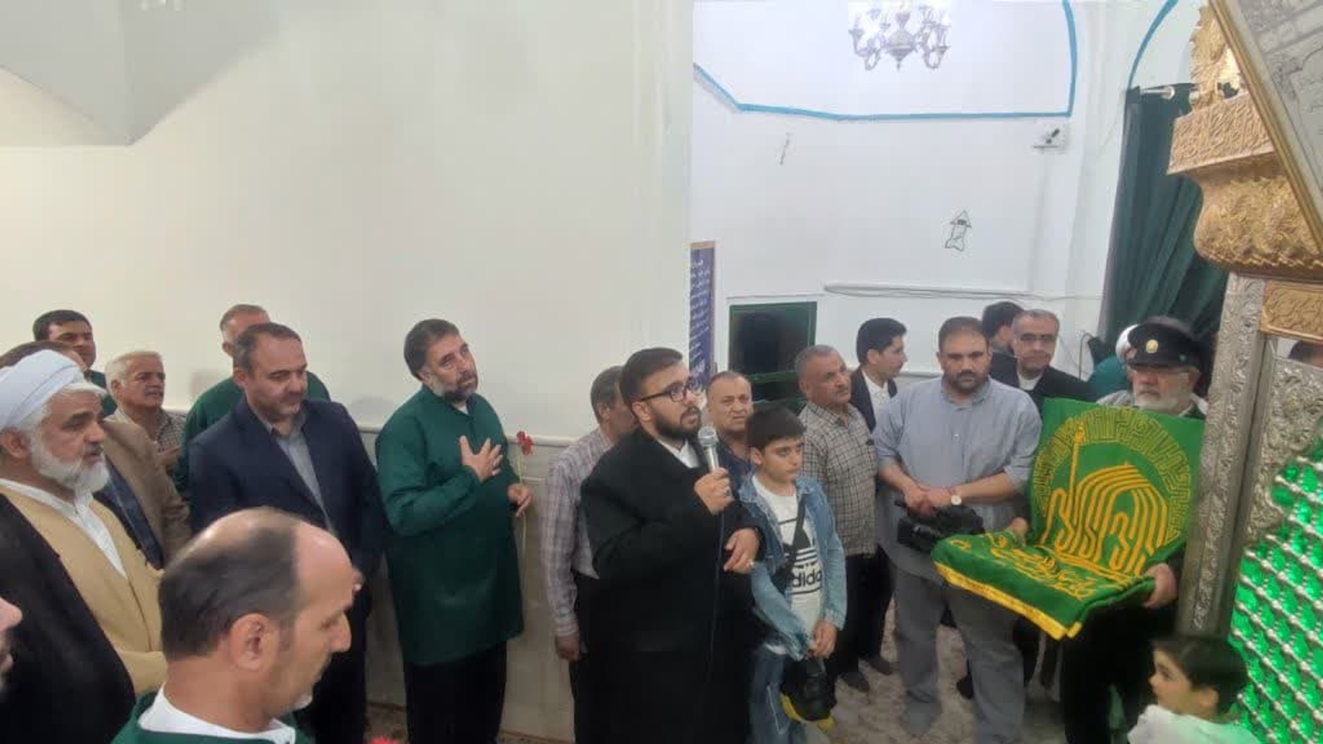 مراسم معنوی استقبال از خدام آستان علی ابن موسی الرضا و پرچم متبرک حرم رضوی ت