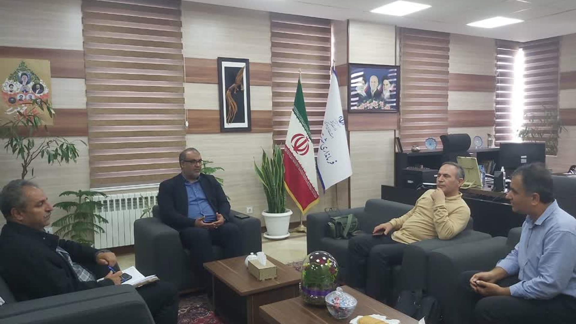 ✅ دیدار مستندساز برجسته آقای جهانی با مهندس ملکاء آشتیانی سرپرست فرمانداری شهرستان آشتیان به منظور مستندسازی جشنواره سنتی پخت سمنو