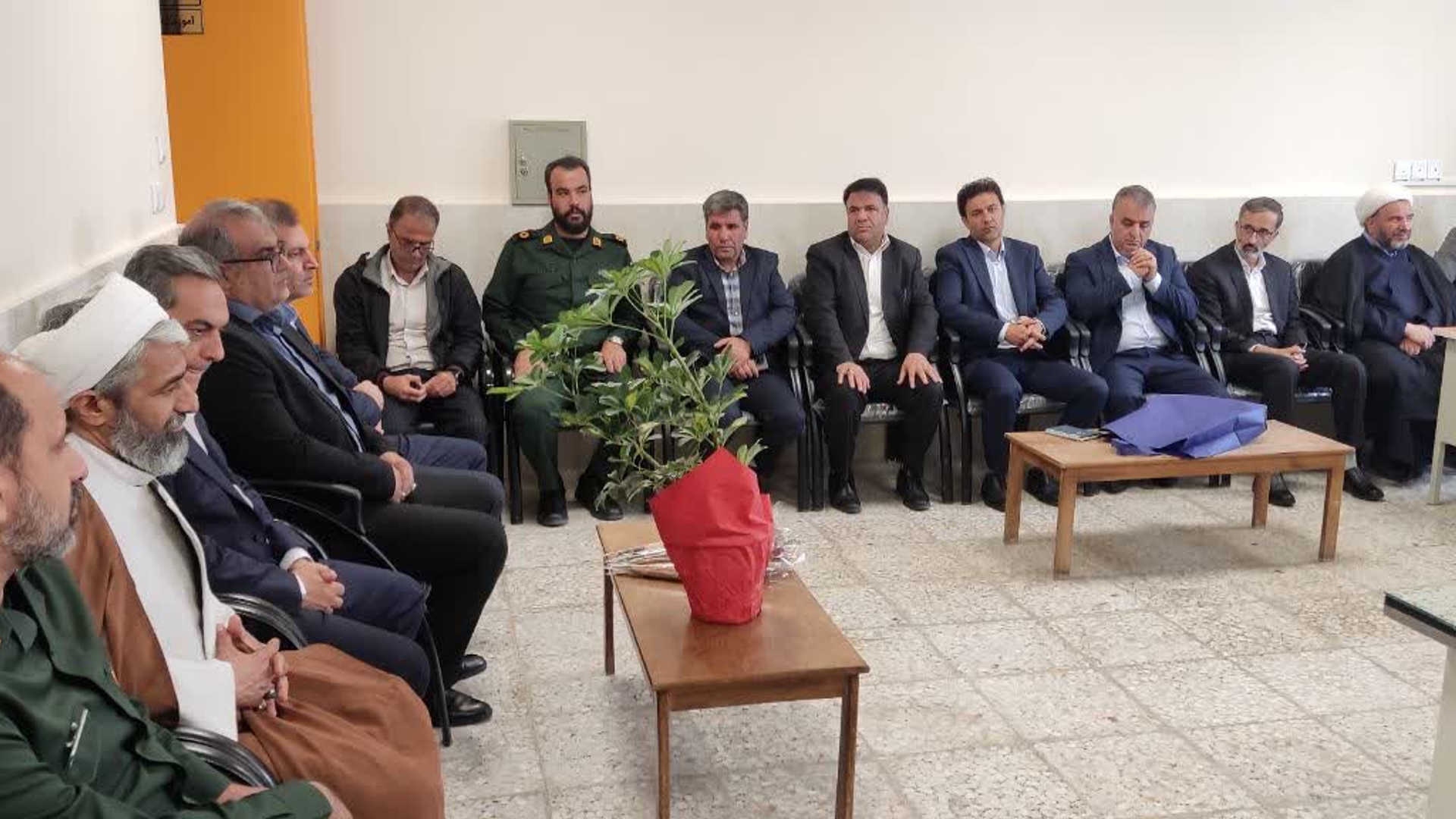 🔔 زنگ سپاس معلّم در آشتیان نواخته شد