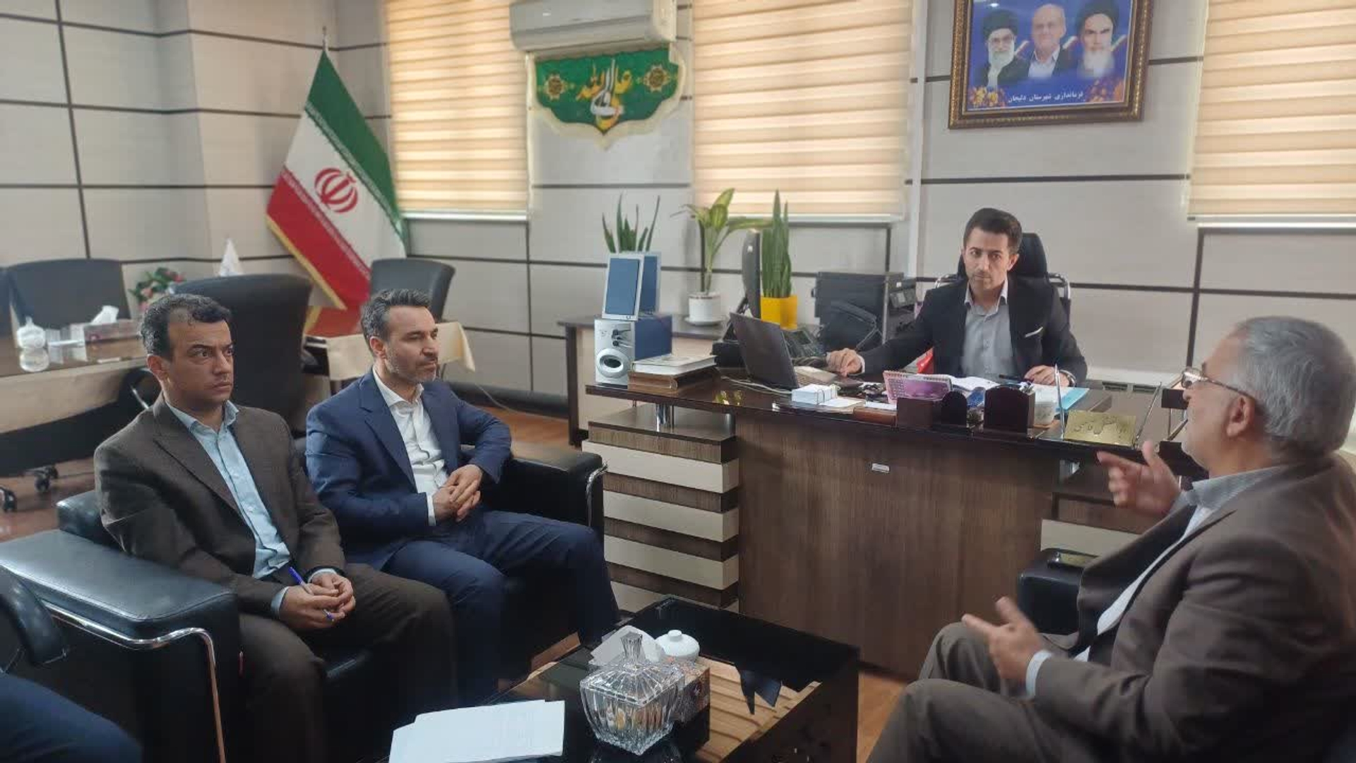 بازدید دوره ای از فناوری اطلاعات فرمانداری دلیجان