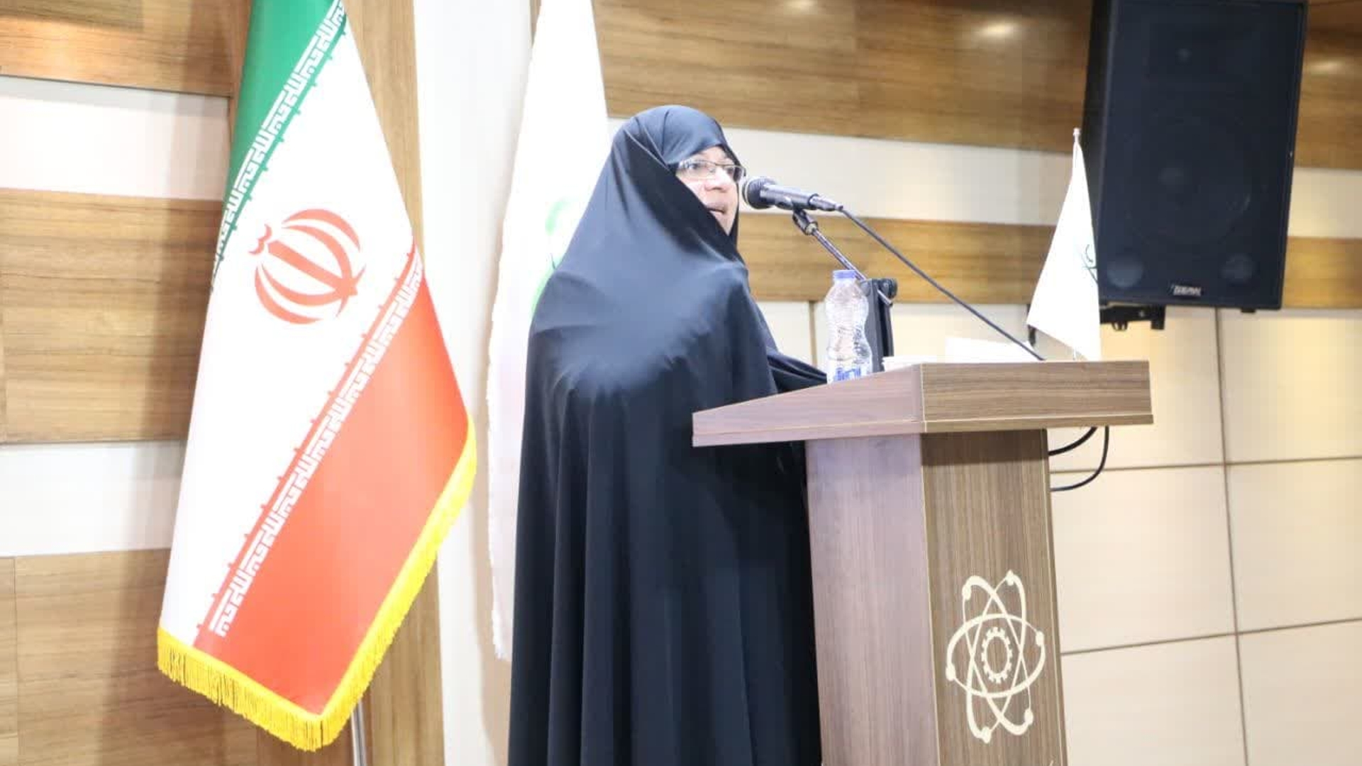 جشن مه دخت ، تقدیر از دختران فناور پارک علم و فناوری استان مرکزی 
 
به مناسبت دهه کرامت و‌ روز دختر ، جشن مه دخت با حضور مفتح زاده، مدیرکل دفتر امور زنان و خانواده استانداری مرکزی و‌ رییس پارک علم و فناوری استان مرکزی با هدف تقدیر از نقش برجسته دختران در عرصه نوآوری و فناوری برگزار شد.
چهارشنبه ۱۷اردیبهشت ۱۴۰۴