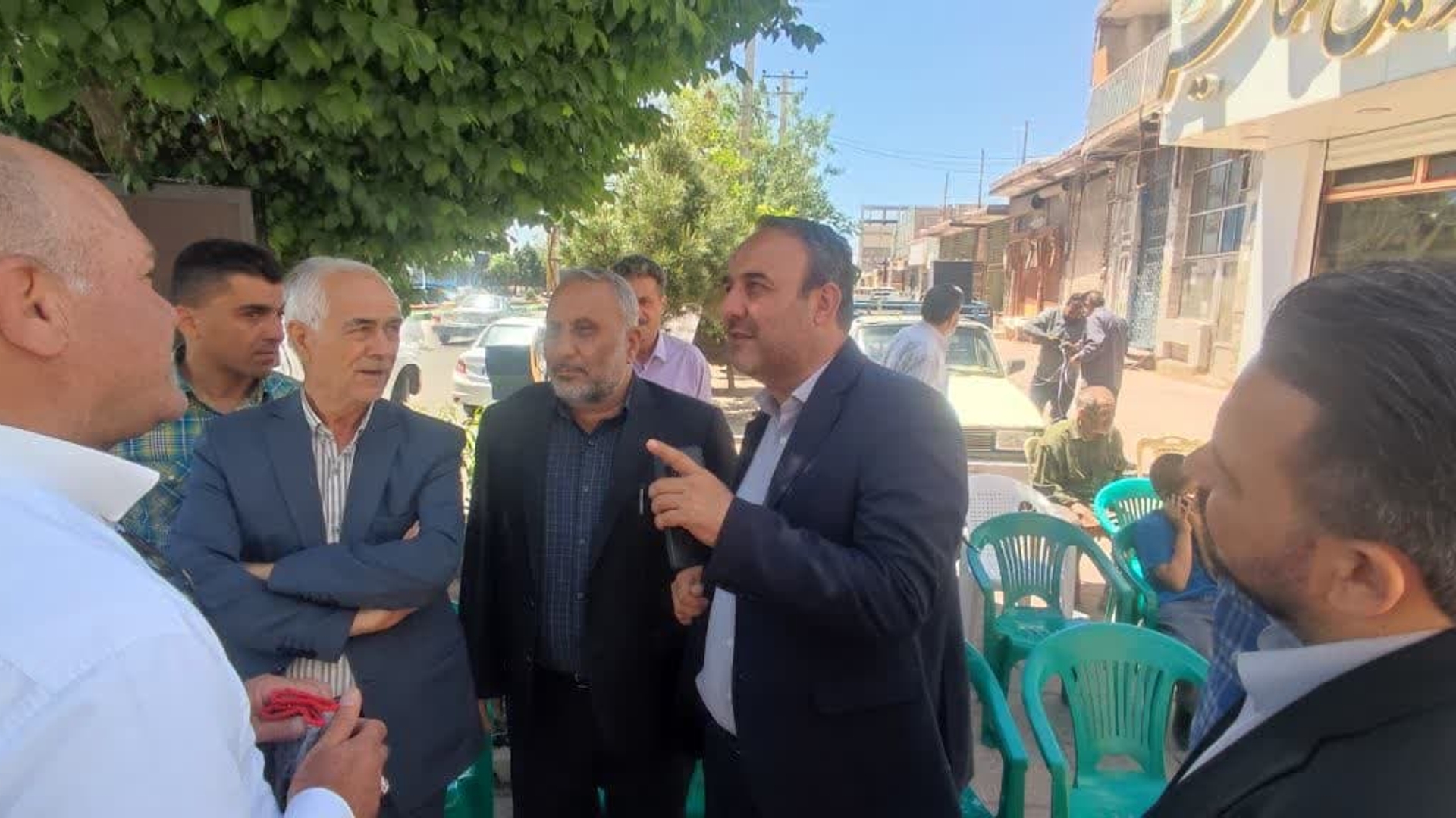 نصب گلدسته های مسجد امام حسن عسکری (ع)