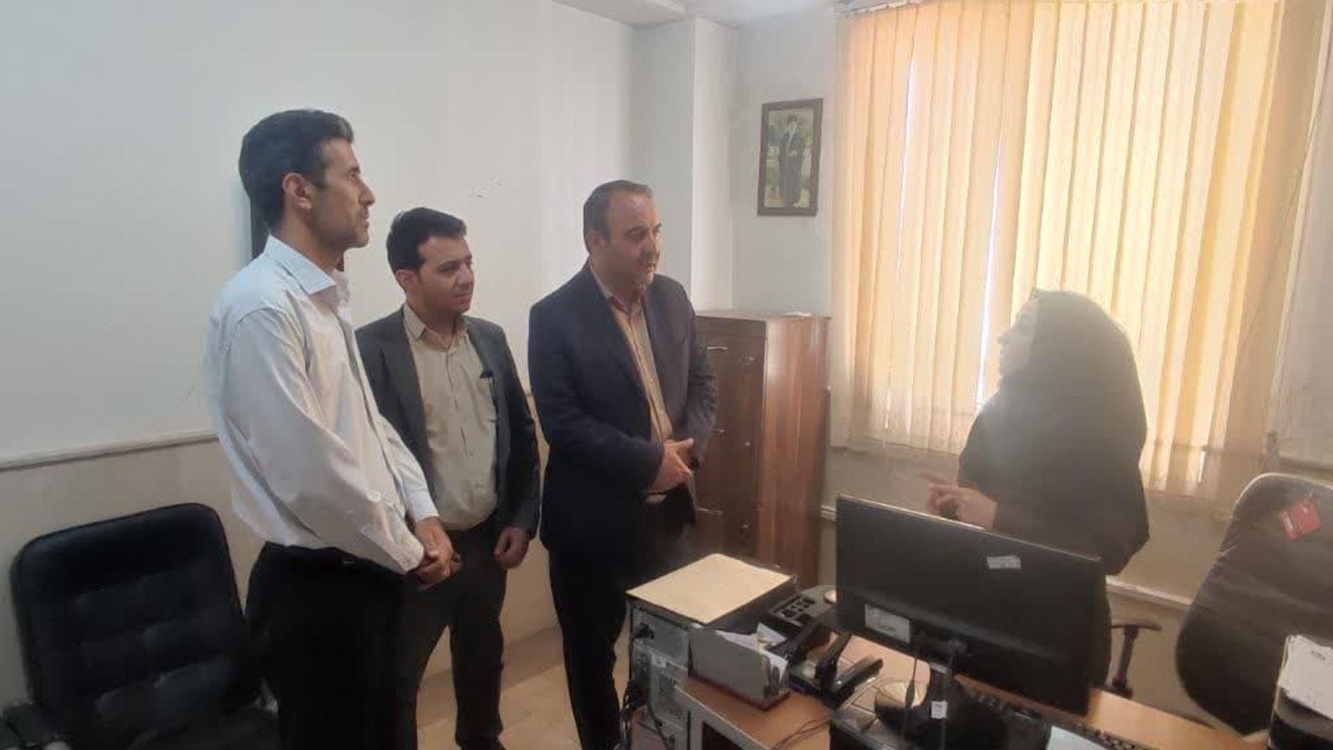 بازدید فرماندار از اداره بهزیستی شهرستان زرندیه