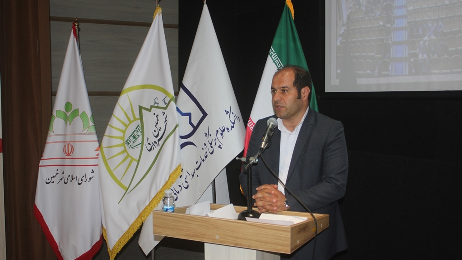 ششمین همایش مجمع سلامت شهرستان خمین برگزار شد