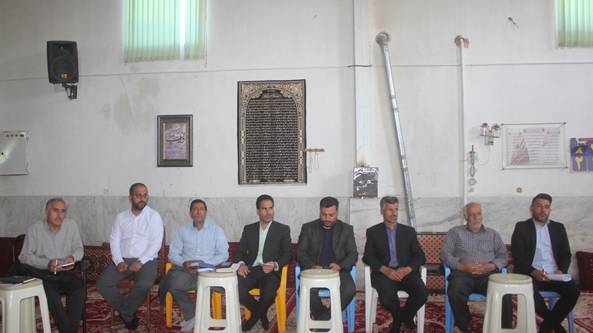 نشست بررسی مسائل و مشکلات روستای حشمتیه شهرستان خمین برگزار شد