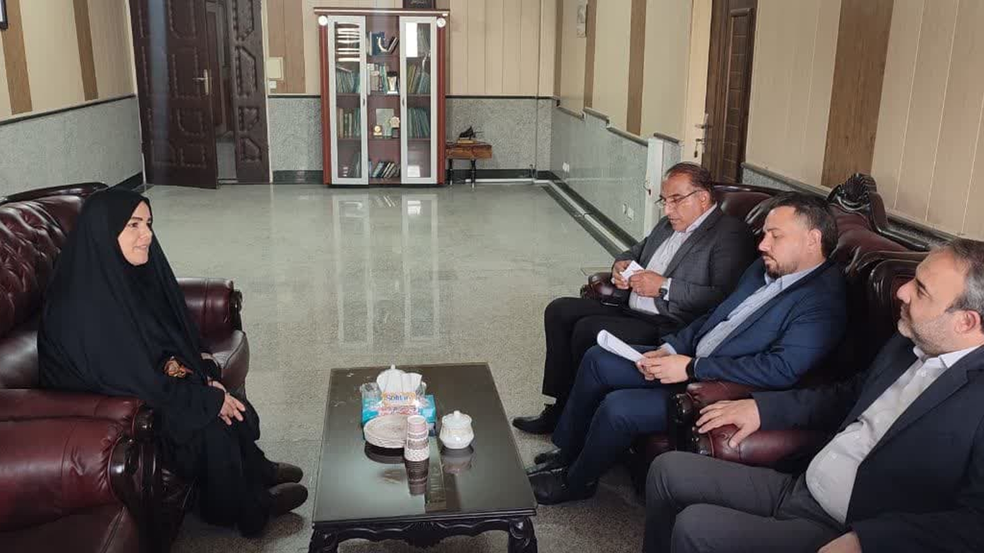 ملاقات با  نماینده متقاضیان نهضت ملی مسکن شهر مأمونیه