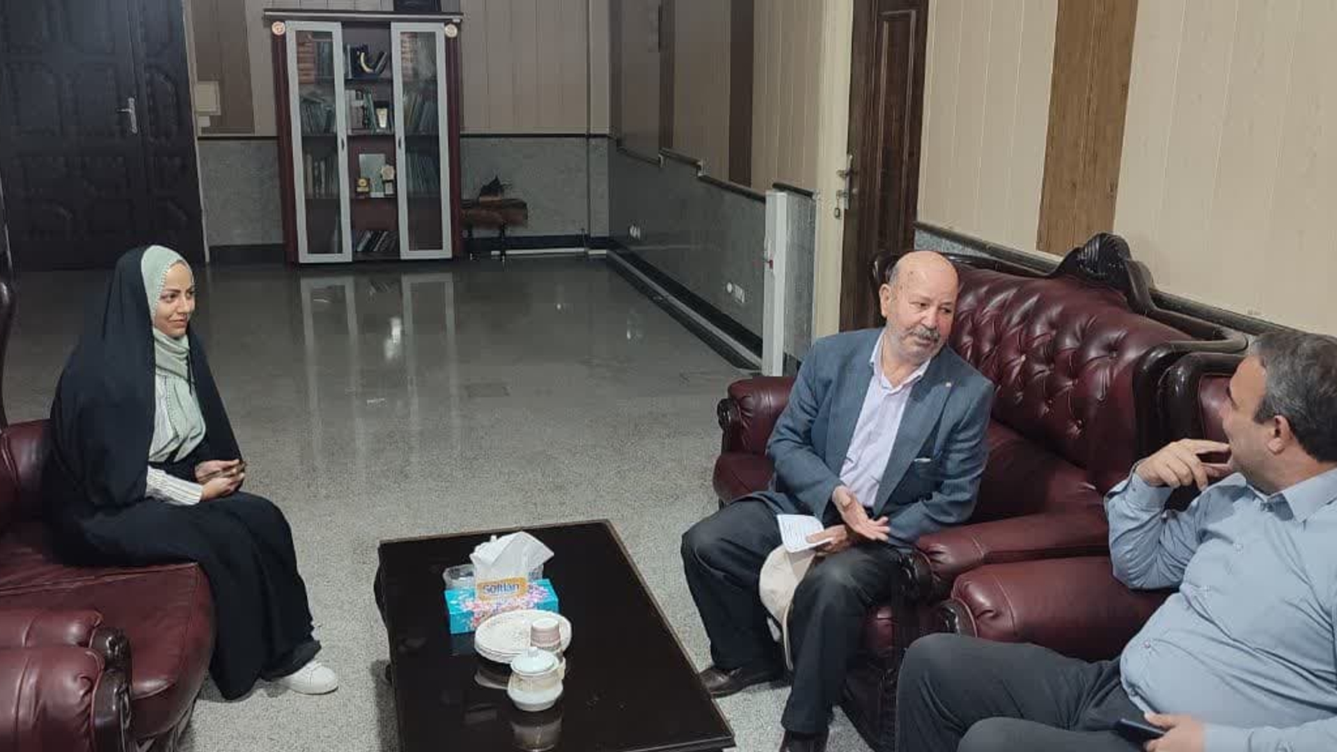 ملاقات مردمی و دیدار چهــره به چهره با فرماندار