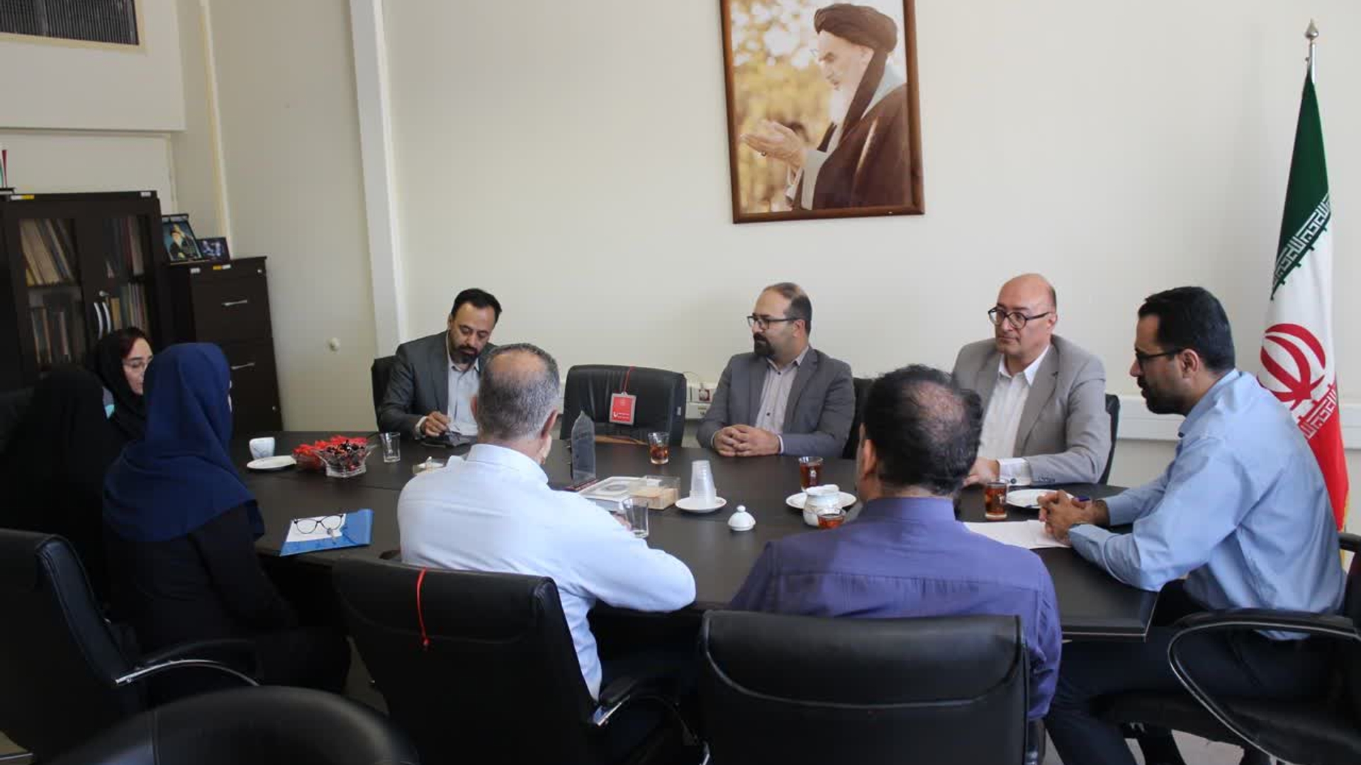 نشست پزشگ‌نیا، مدیرکل پدافند غیرعامل استان با هیئت مدیره نظام صنفی رایانه‌ای برگزار شد