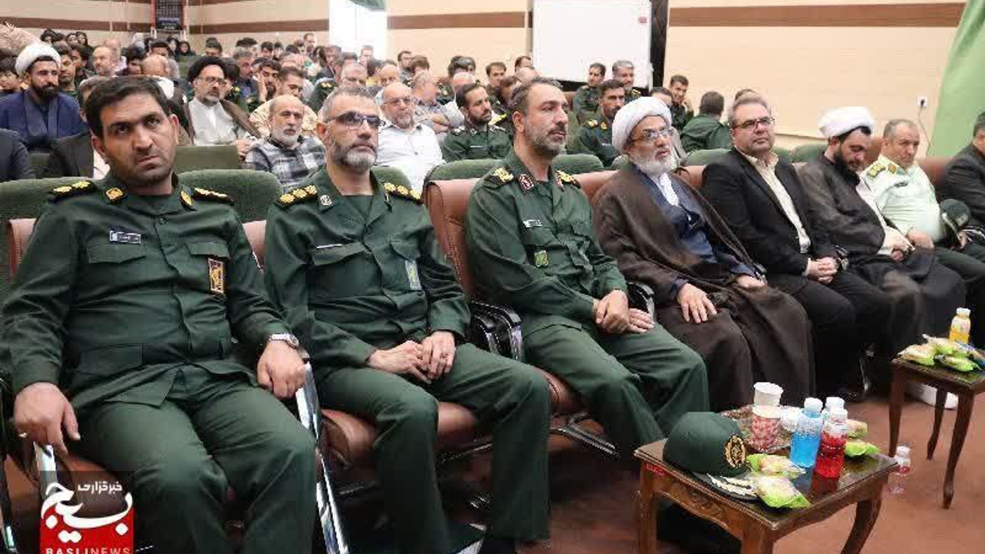 آئین تکریم و معارفه فرمانده ناحیه مقاومت بسیج محلات