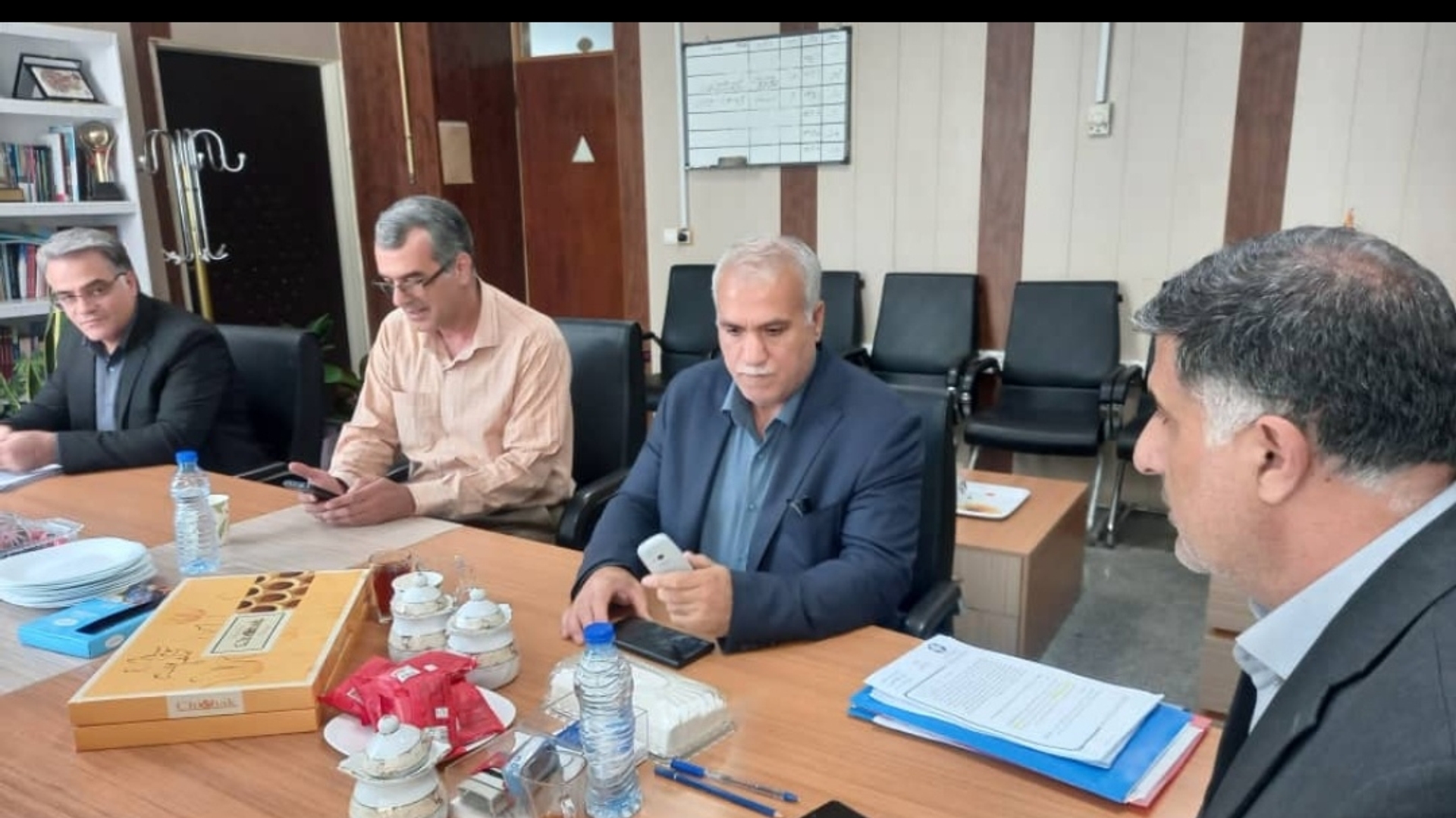 دیدار مدیرعامل سازمان همیاری شهرداری های استان با سرپرست دفتر امور شهری و شوراهای استانداری