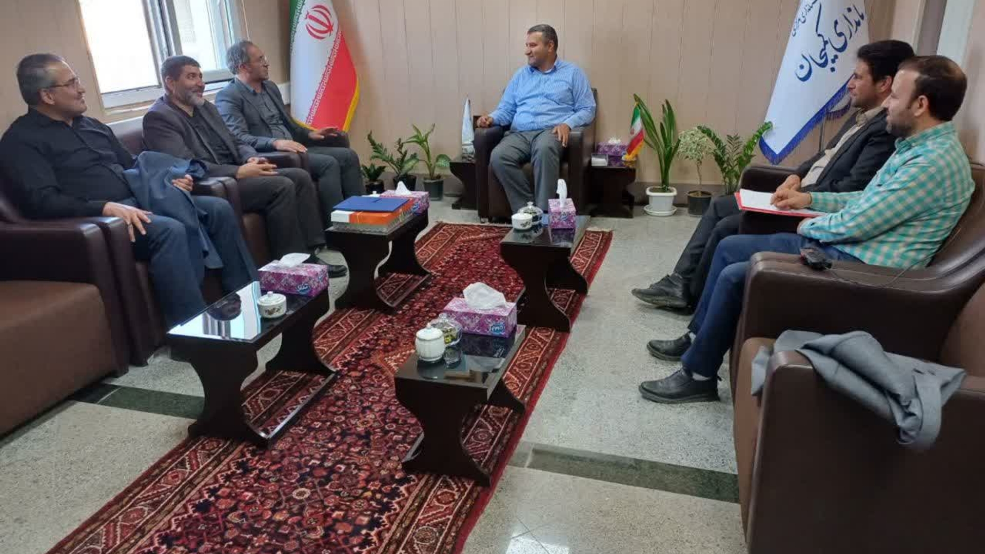 🔻دیدار مشاور امور ایثارگران استانداری مرکزی با فرماندار کمیجان