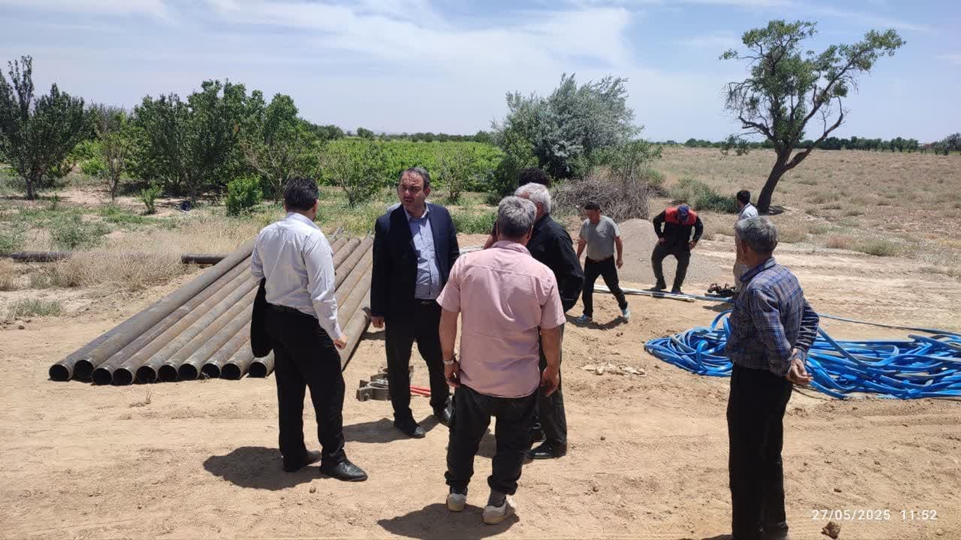 بازدید فرماندار از فرایند تجهیز چاه آب شرب جدید شهر خشکرود