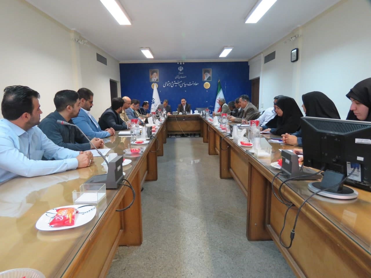 📌برگزاری جلسه کارشناسی تقسیمات کشوری با حضور کارشناسان فرمانداری‌ها و بخشداری‌ها استان