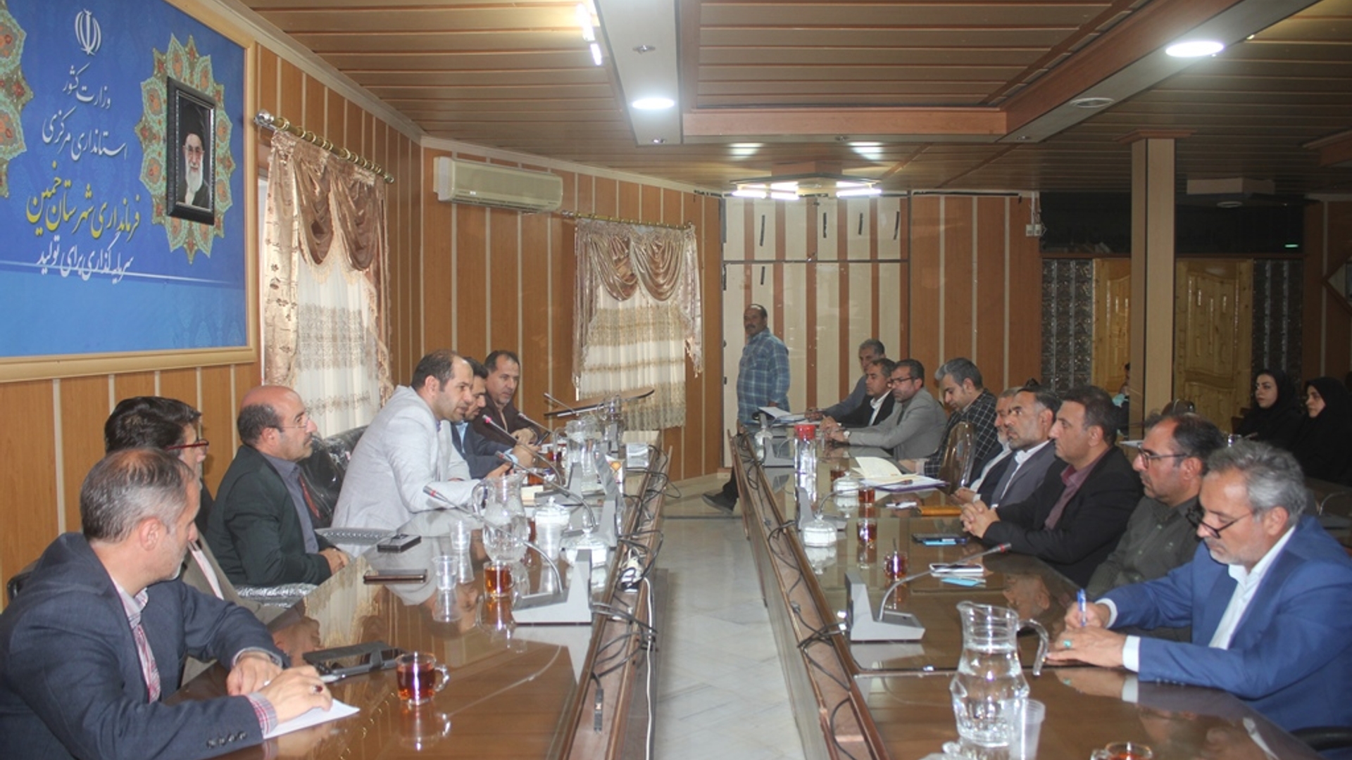 جلسه هماهنگی برگزاری آئین افتتاحیه سومین دوره المپیاد ورزشی "جام پرچم" در شهرستان خمین برگزار شد