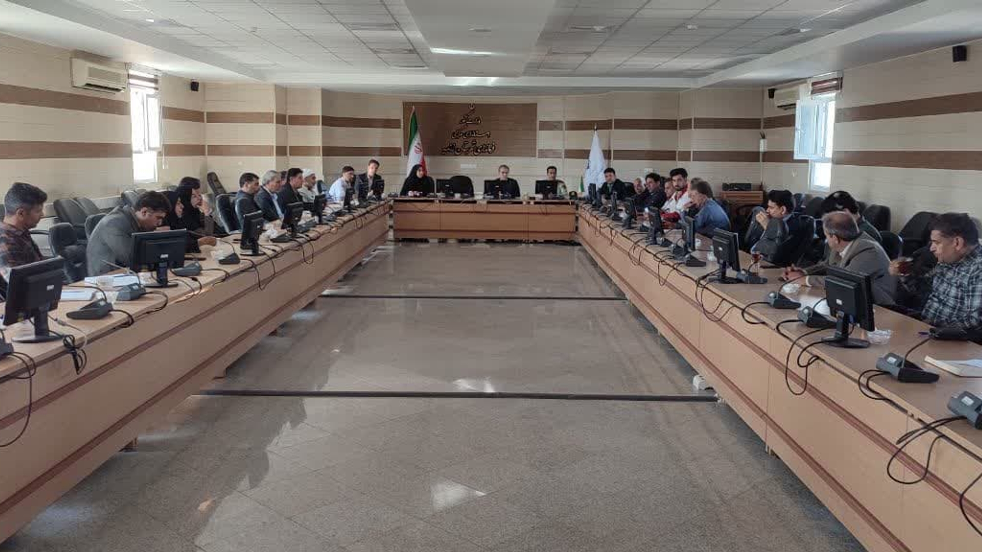 جلسه شورای هماهنگی پدافند غیرعامل شهرستان زرندیه برگزار گردید.