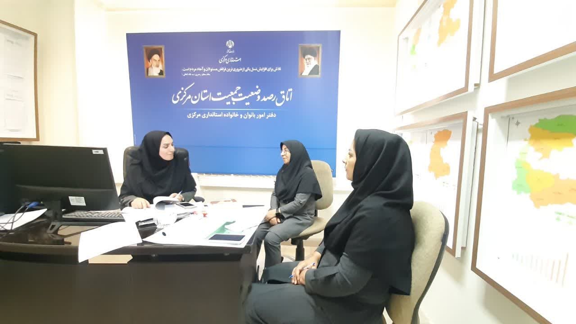 چهارمین جلسه کمیته "زن،خانواده و جمعیت " به صورت تخصصی با حضور آبائی رابط سازمان مدیریت و برنامه ریزی با کمیته وکارشناسان دستگاههای اجرایی عضو در محل اتاق رصد وضعیت جمعیت استان واقع در دفتر امور زنان و خانواده استانداری  تشکیل شد .