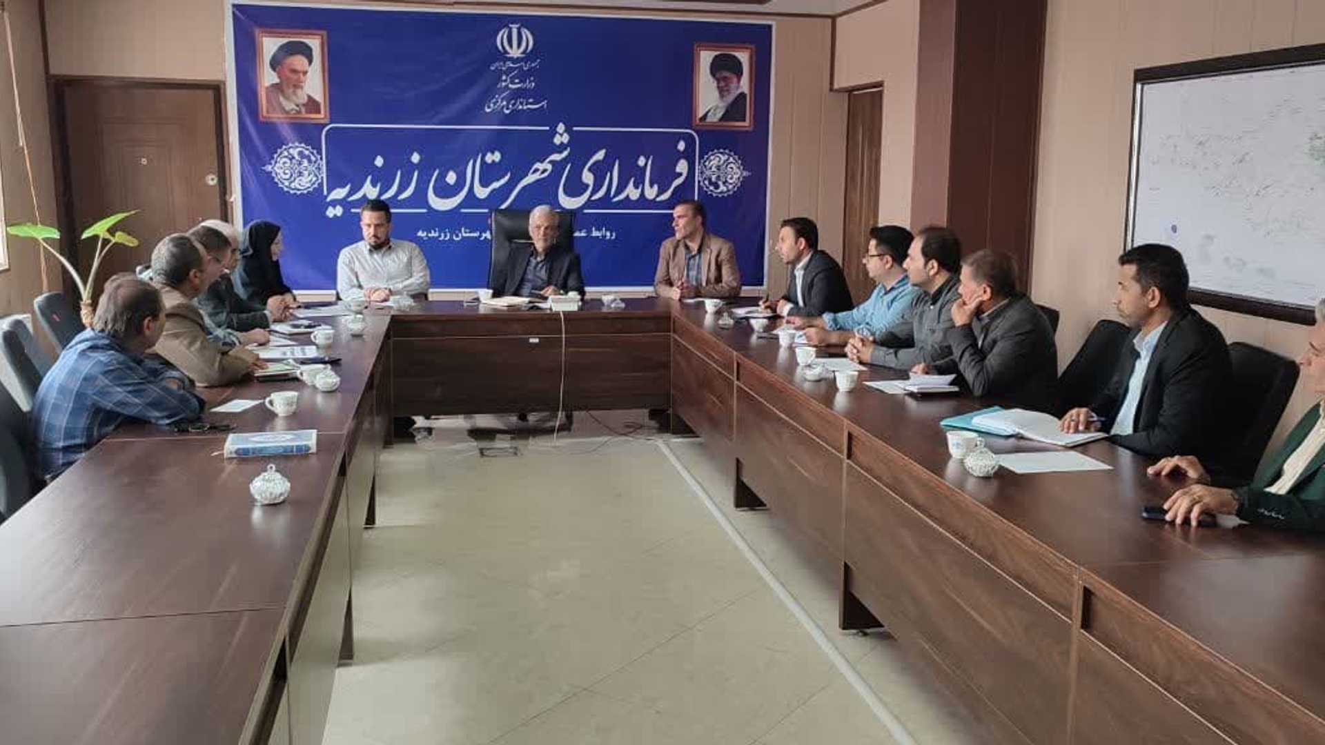 برگزاری جلسه کارگروه آرد و نان شهرستان زرندیه به ریاست دکتر احمدی