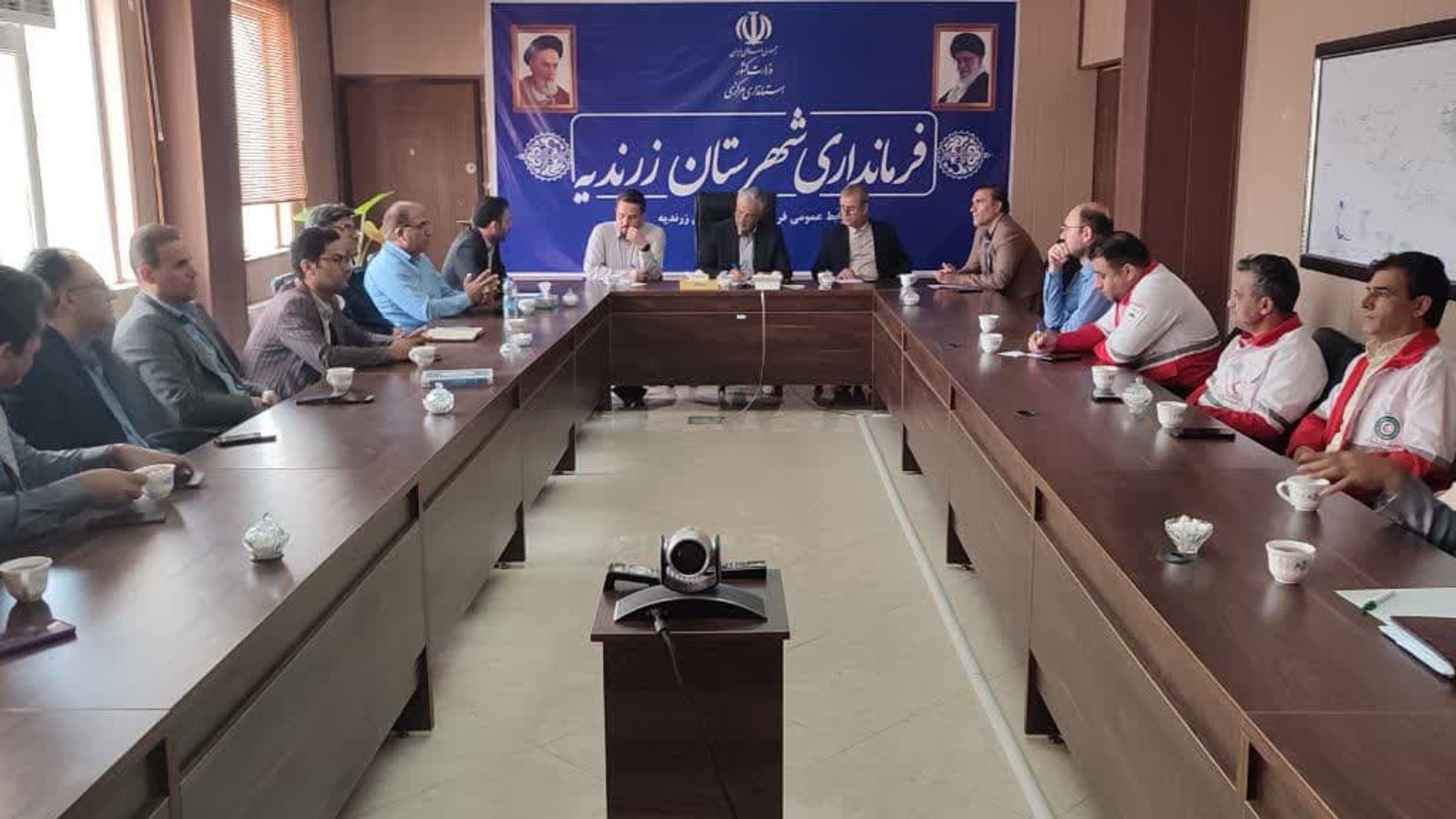 برگزاری جلسه مدیریت بحران شهرستان زرندیه به ریاست دکتر احمدی