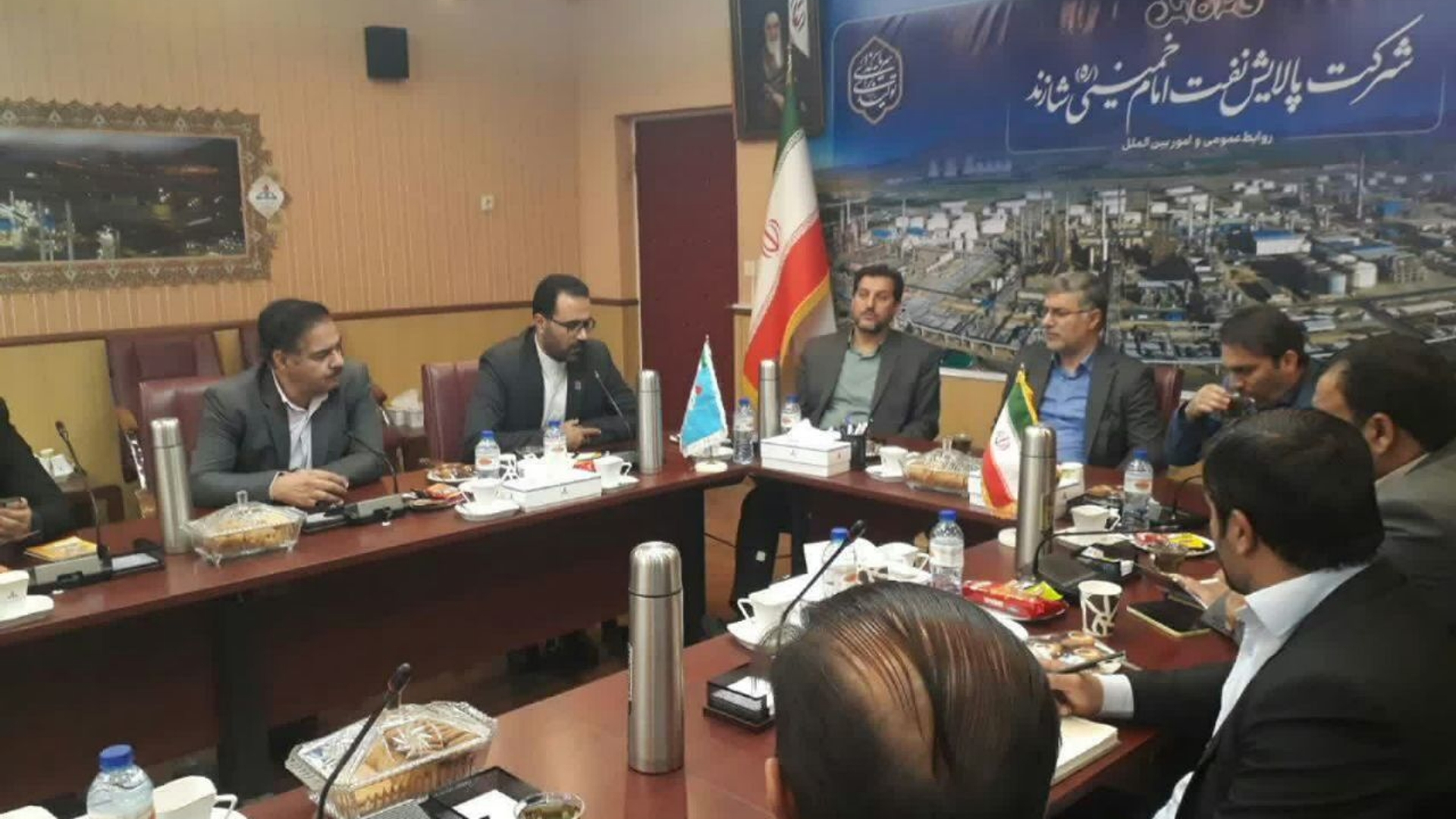 بازدید میدانی معاون سیاسی، امنیتی و اجتماعی استانداری مرکزی از محورهای مواصلاتی و پالایشگاه شازند با حضور مدیرکل پدافند غیرعامل استان