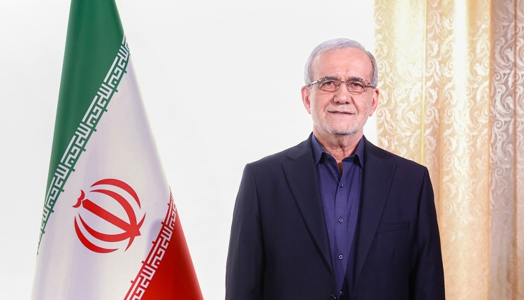 همه افتخار این پیروزی تاریخی به ملت بزرگ و تمدن‌ساز ایران اختصاص دارد