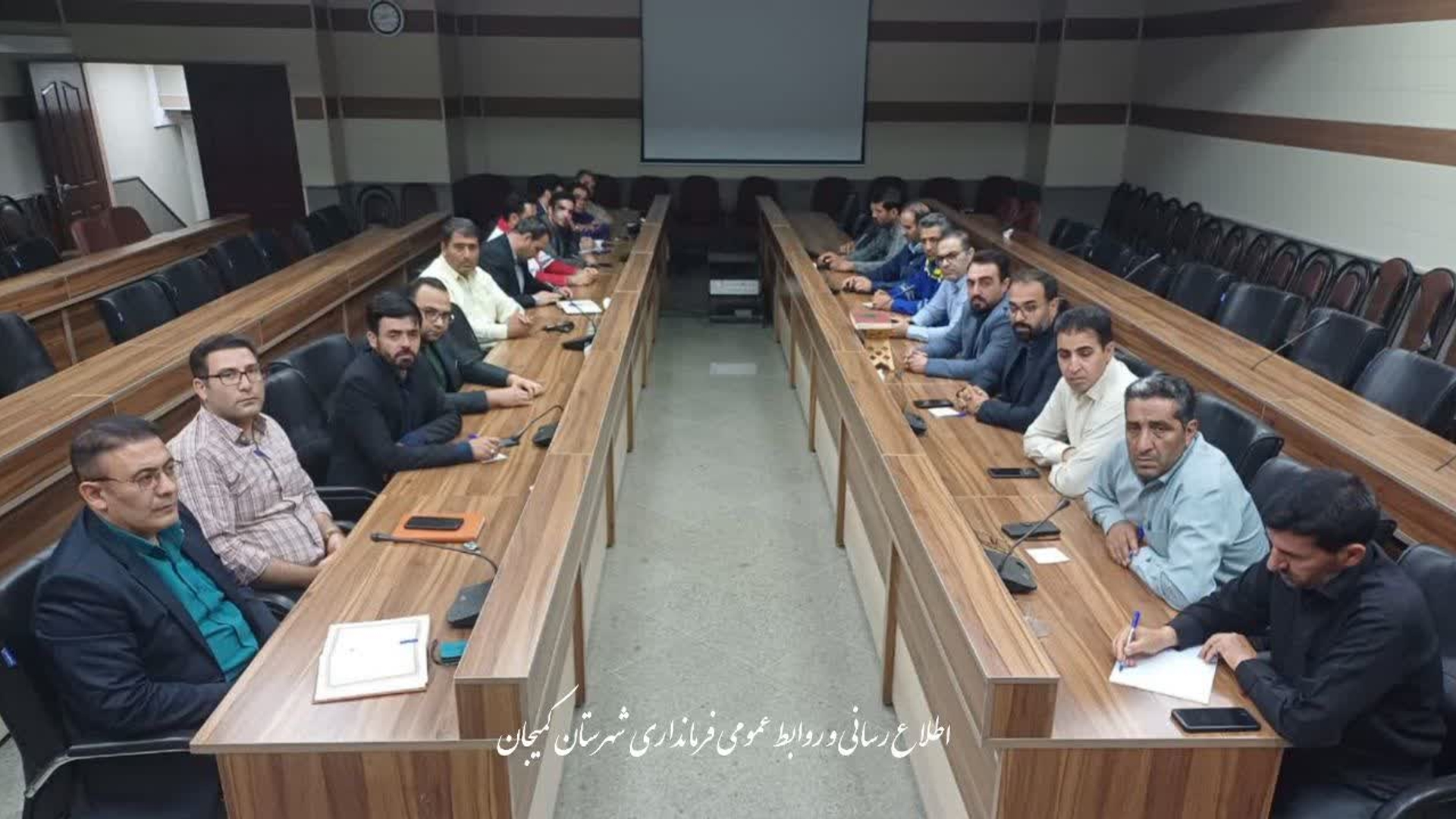 🔻تشکیل جلسه ستاد مدیریت بحران شهرستان کمیجان در پی تحولات اخیر امنیتی کشور