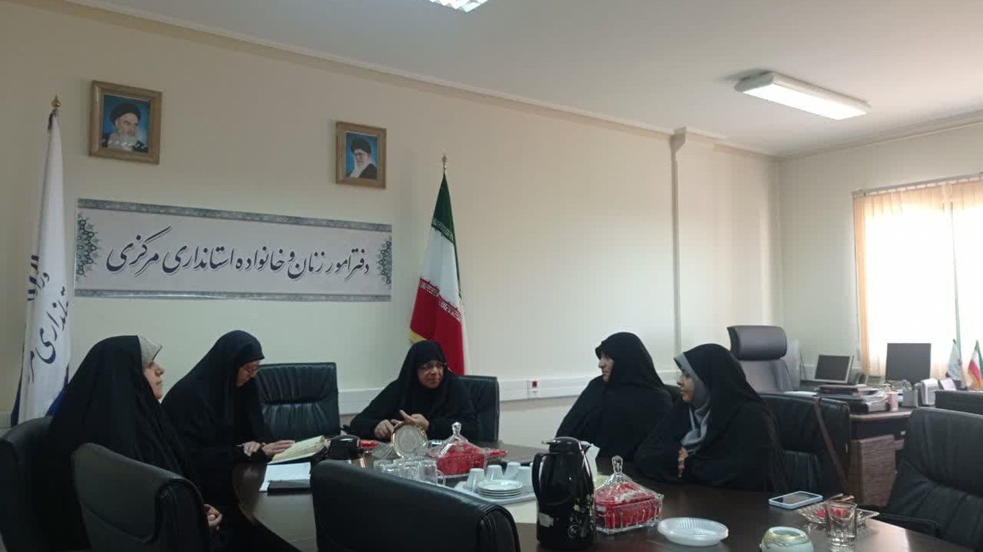 به ریاست مدیرکل امورزنان وخانواده استانداری بیستمین جلسه ستاد بانوان پشتیبانی از جنگ  با حضور مسئولین کمیته ها در محل دفتر تشکیل شد .

چهارشنبه ۴ تیر ۱۴۰۴