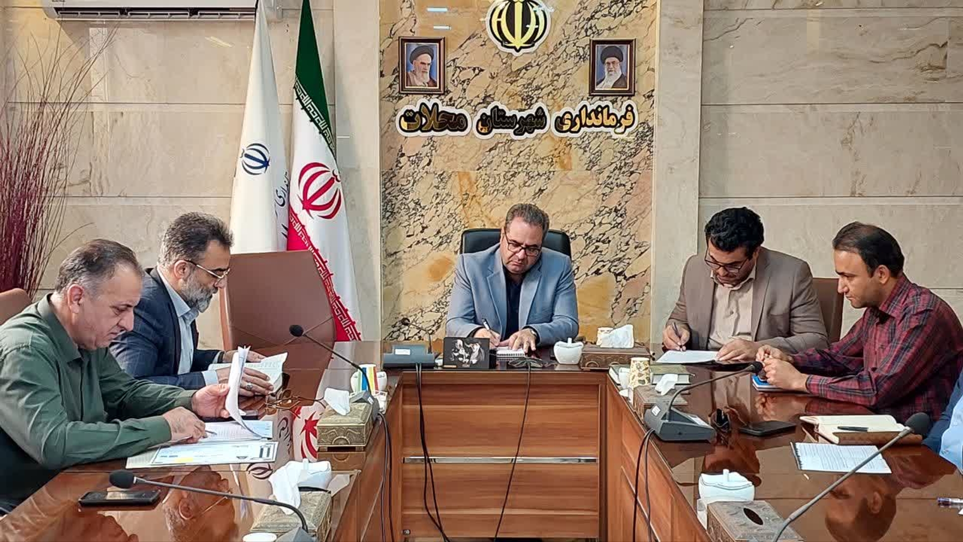 کارگروه  آرد و نان شهرستان محلات تشکیل  جلسه داد.