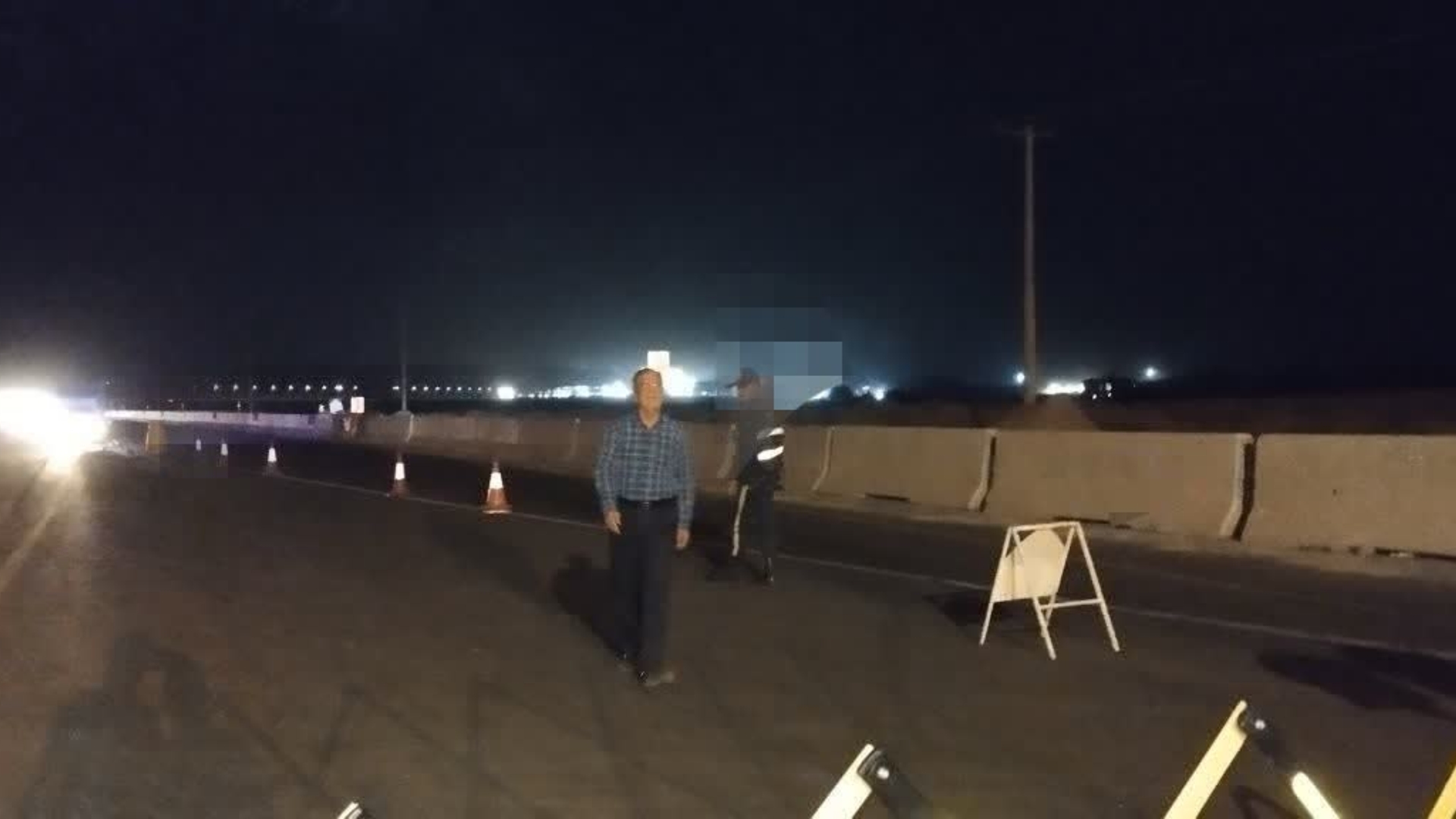 بررسی میدانی وضعیت پست‌های ایست و بازرسی سه‌راه محمدآباد، میدان امام علی(ع) و سه‌راه سنجه‌باشی