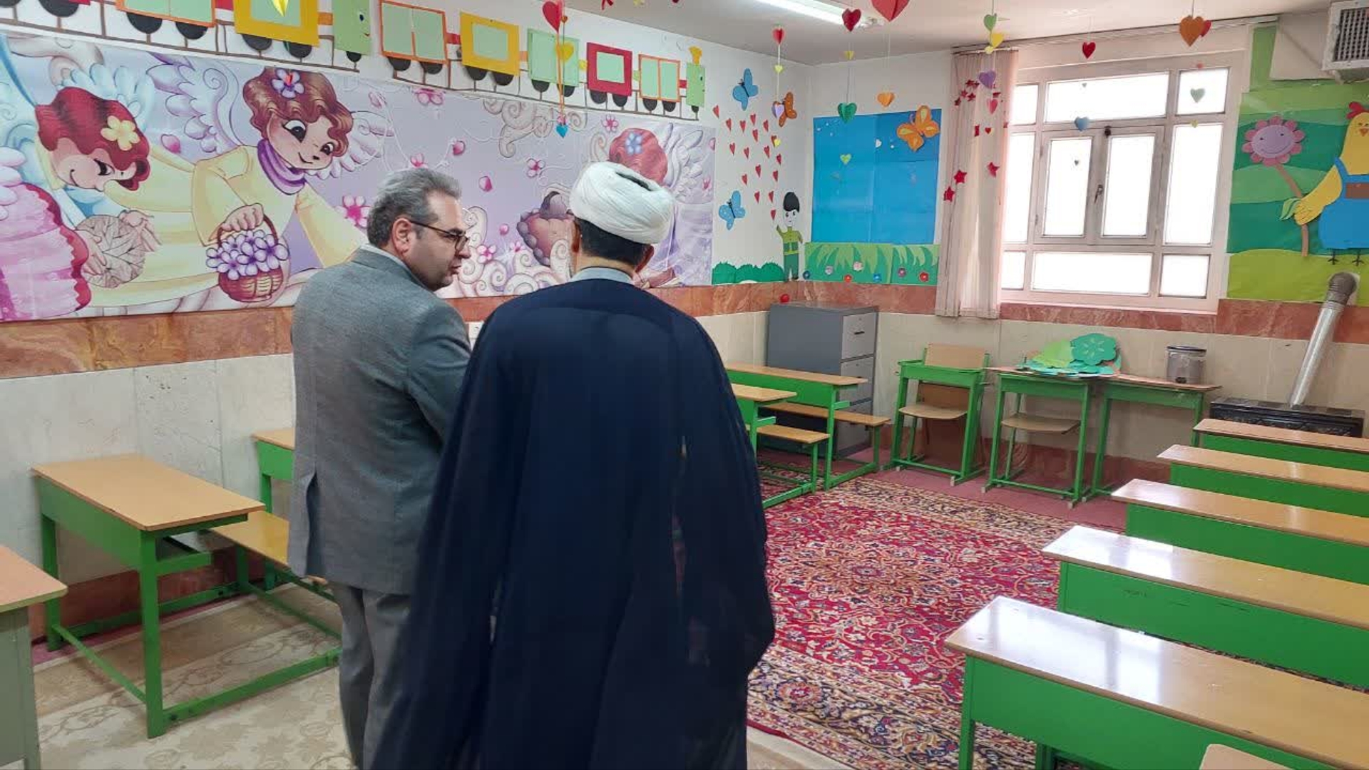 بازدید فرماندار شهرستان محلات از مؤسسه مهد قرآن و عترت شهر محلات