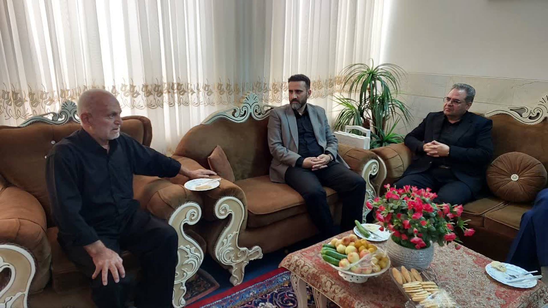 دیدار با خانواده‌های معظم شهدا و جانبازان دفاع مقدس در هفته گرامیداشت قوه قضائیه