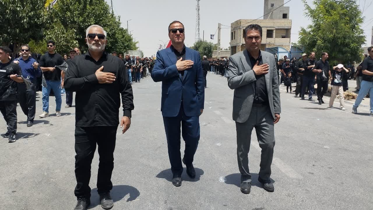 حضور سرپرست فرمانداری شهرستان ارام در جمع عزاداران حسینی شهر کارچان