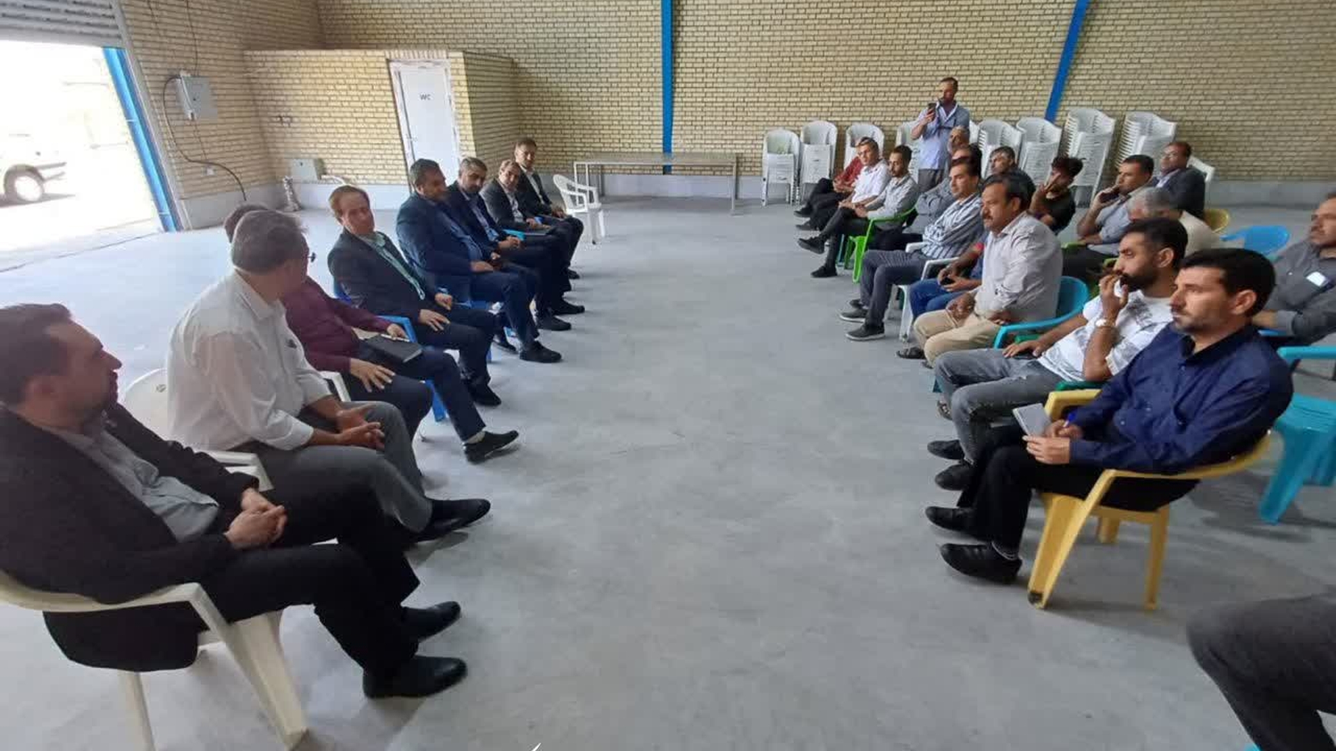 🔻بازدید فرماندار شهرستان کمیجان و رئیس صندوق کارآفرینی امید استان از شهرک صنعتی سمقاور و تجلیل از تولیدکنندگان برتر