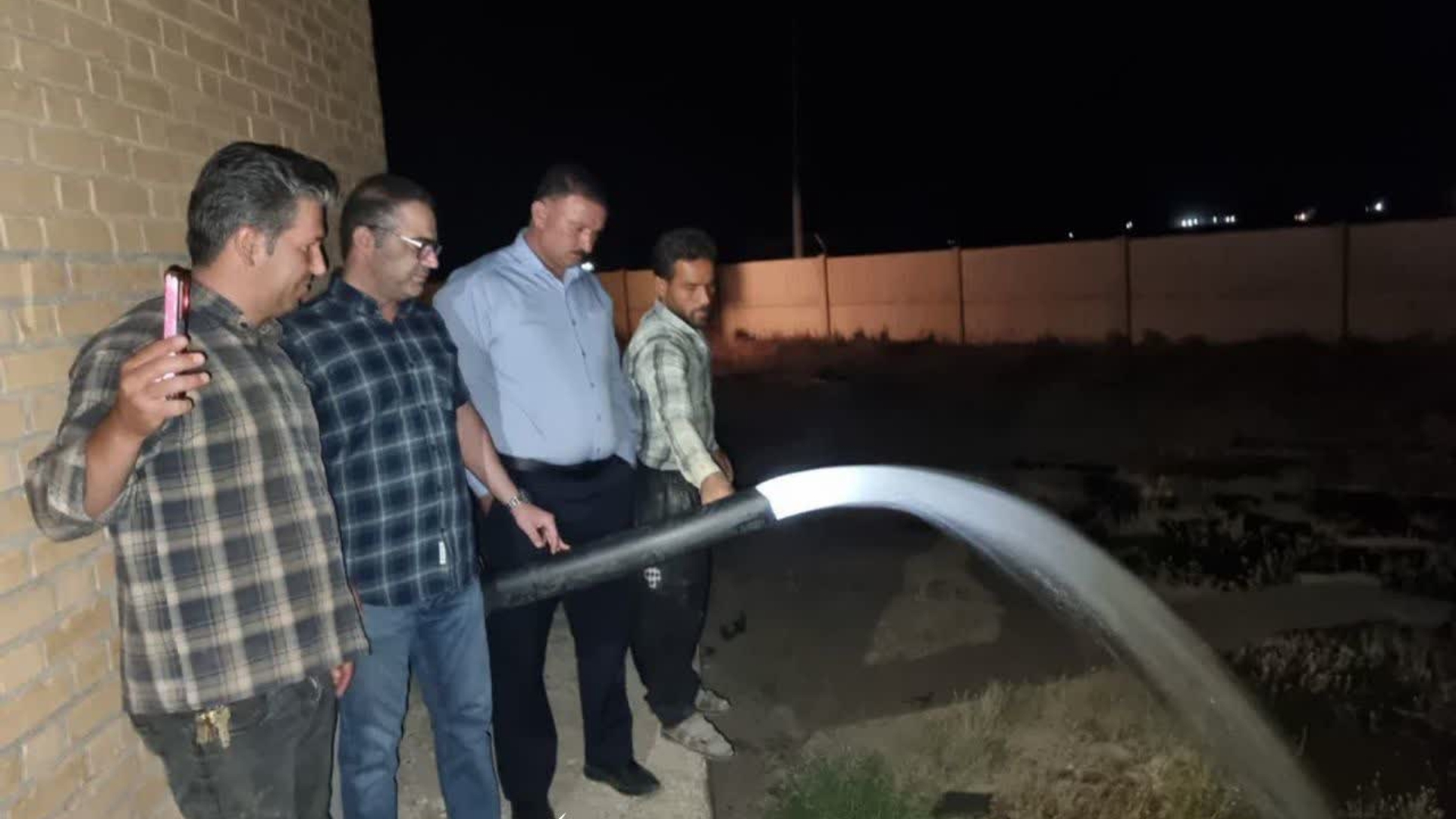 🔸چاه جدید شهر میلاجرد با دبی ۱۵ لیتر بر ثانیه به شبکه آب شرب متصل شد