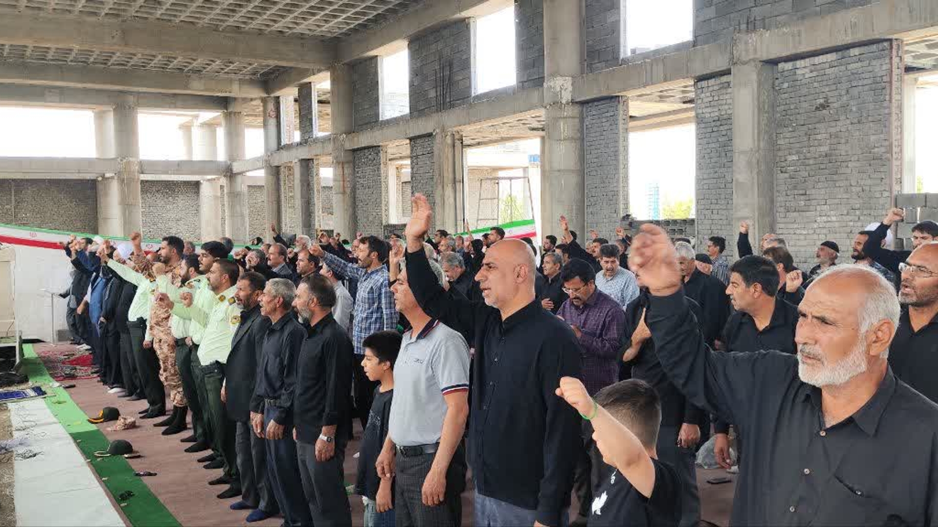 طنین شعار مرگ بر آمریکا و مرگ بر اسرائیل در جمعه خشم و نصر خنداب