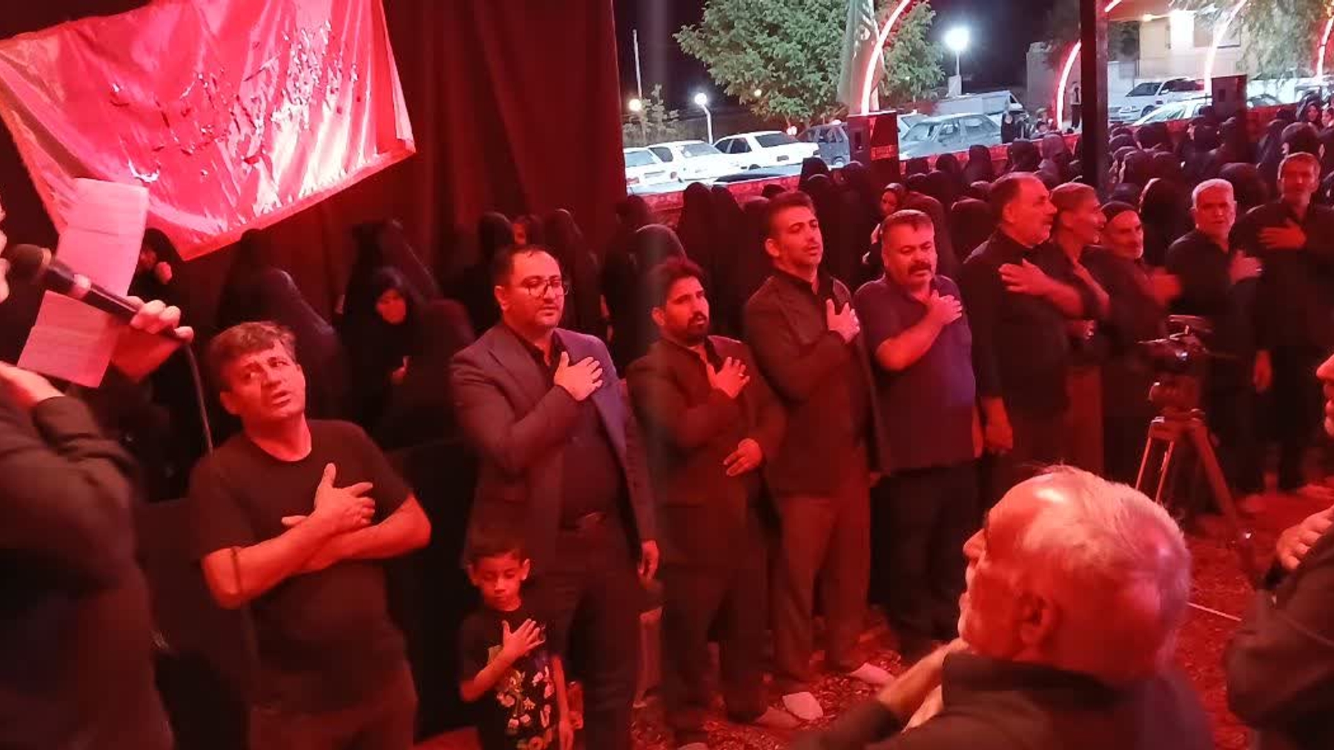 حضور فرماندار شهرستان خنداب در نهمین شب عزاداری دهه دوم محرم هیئت‌الزهراء (س) در مجتمع کشت و صنعت پاکدشت لجور