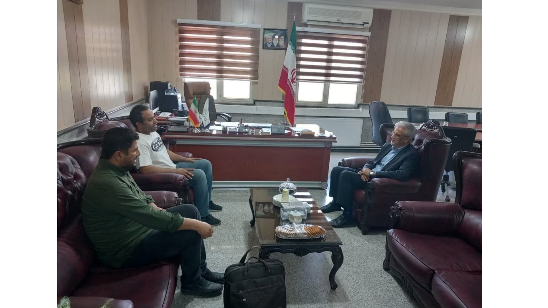 دیدار رئیس هواشناسی شهرستان زرندیه با سرپرست فرمانداری