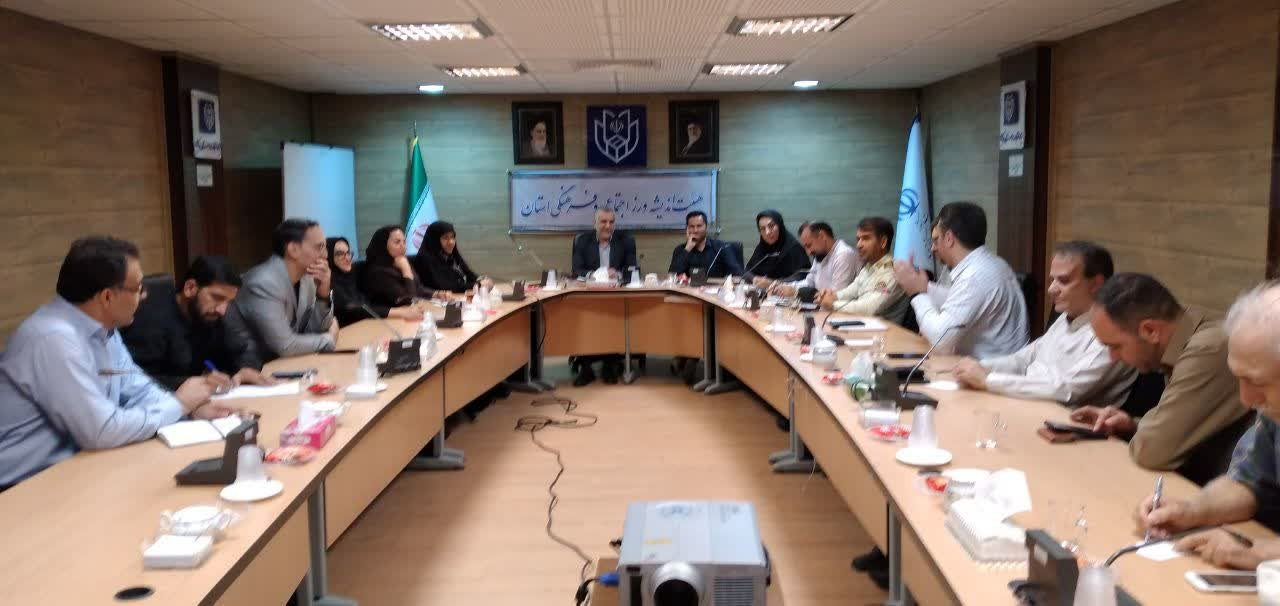 بررسی پیامدهای اجتماعی، فرهنگی، روانشناختی جنگ تحمیلی ۱۲ روزه در نشست هیئت اندیشه ورز اجتماعی و فرهنگی استان