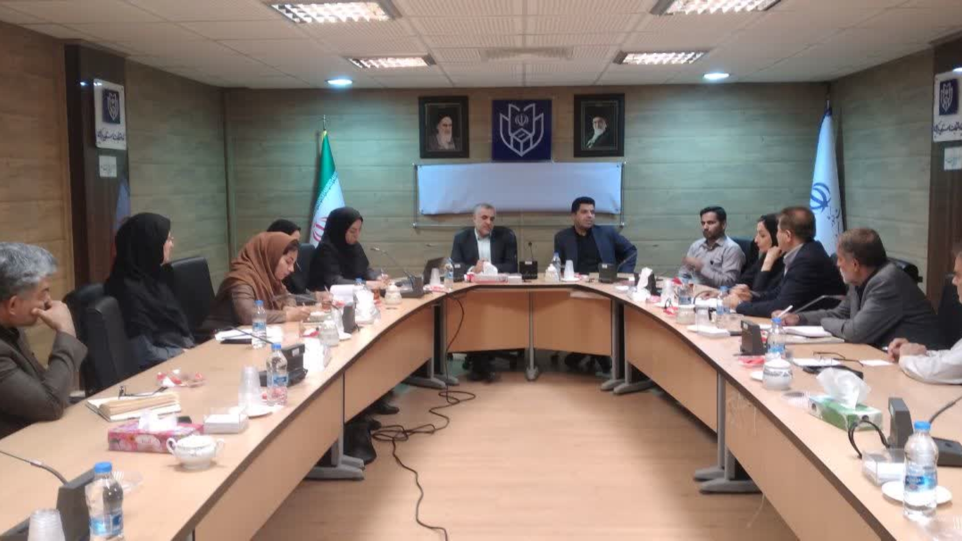 جلسه کمیته تخصصی آسیب خودکشی و مشروبات الکلی مرکز دیده بان اجتماعی استان برگزار شد.