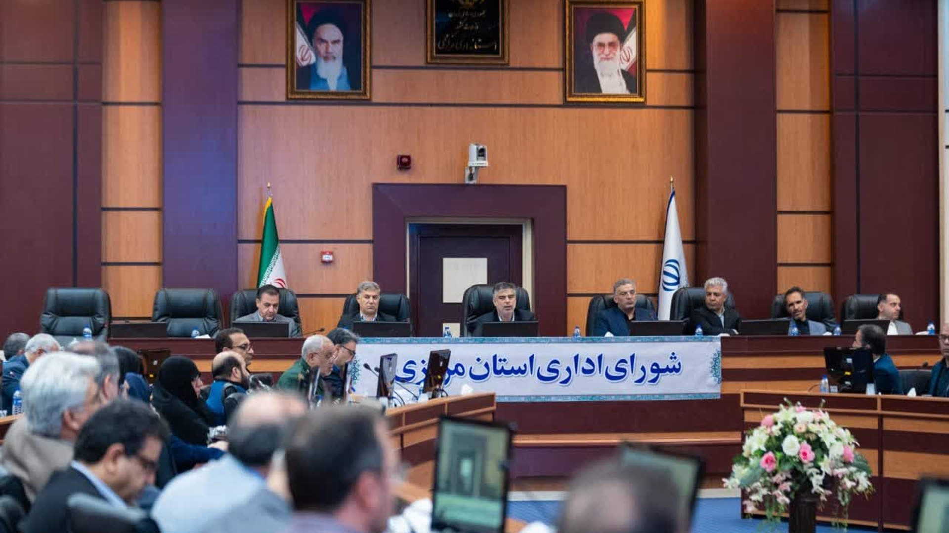 🔻جلسه شورای اداری (۳) استان مرکزی برگزار شد.

🔹جلسه شورای اداری(۳) سال ۱۴۰۴ استان مرکزی به ریاست دکتر زندیه وکیلی استاندار مرکزی و با حضور اعضای مربوطه برگزار گردید.