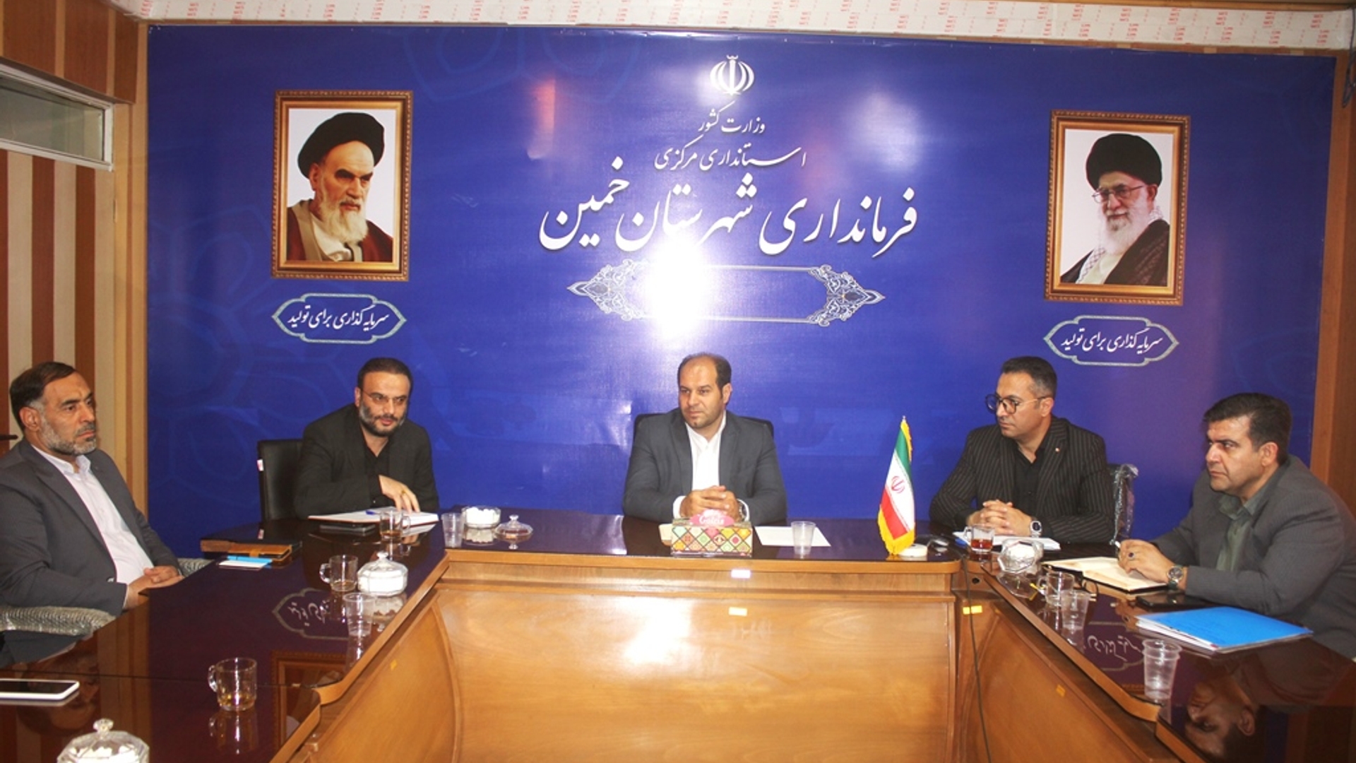 سومین جلسه کارگروه پیشگیری از ساخت و ساز غیر مجاز در شهرستان خمین در سال 1404 برگزار شد