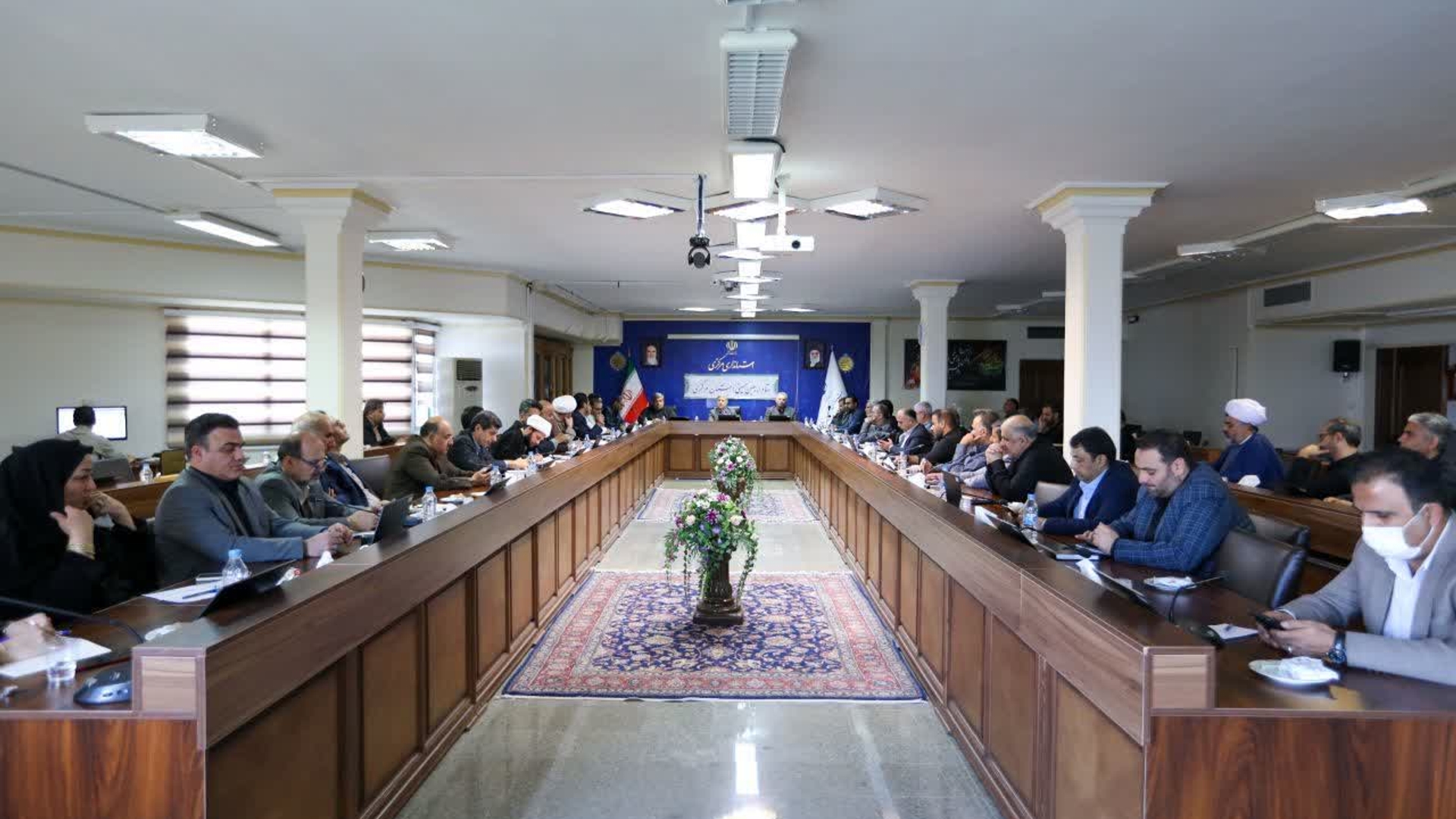 جلسه ۲ ستاد اربعین حسینی استان مرکزی به ریاست قمری معاون سیاسی،امنیتی و اجتماعی استانداری مرکزی و با حضور اعضای مربوطه برگزار و درخصوص مسایل مربوطه تصمیمات لازم اتخاذ گردید.

🔹 در این جلسه علیرضا ملک جانی سرپرست دفتر مدیریت عملکرد،بازرسی،امورحقوقی و ارتباطات مردمی استانداری مرکزی حضور داشت.

🗓 دوشنبه ۶ مرداد ماه ۱۴۰۴